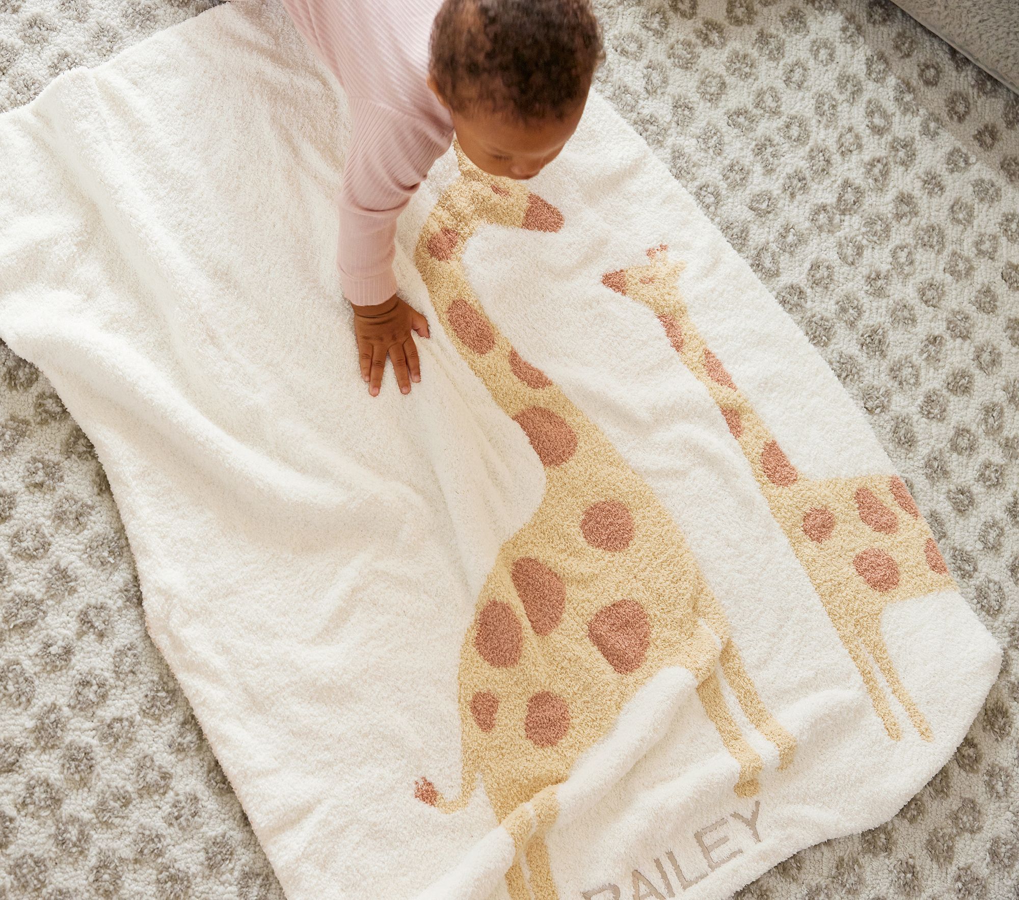 Fuzzy Giraffe Baby Blanket thumbnail 3