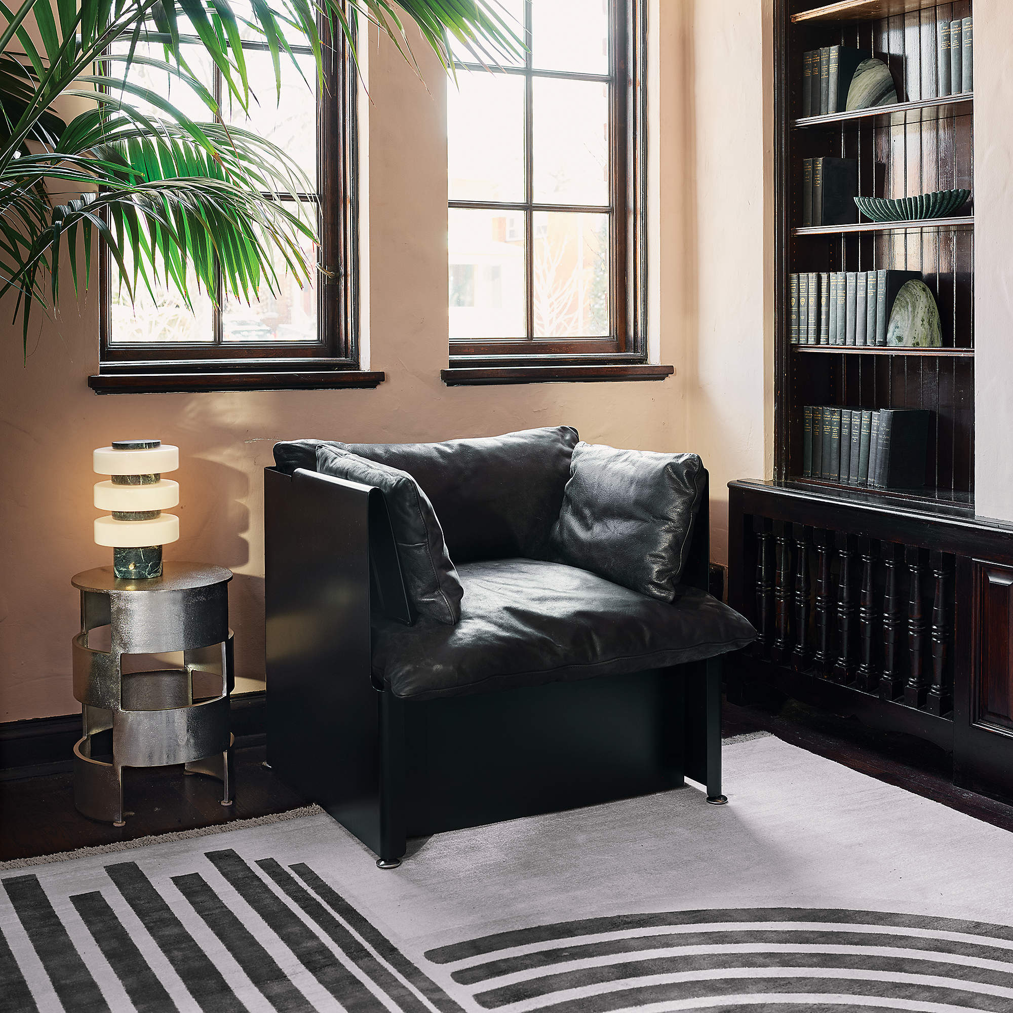 Tol Black Leather Chair thumbnail 2