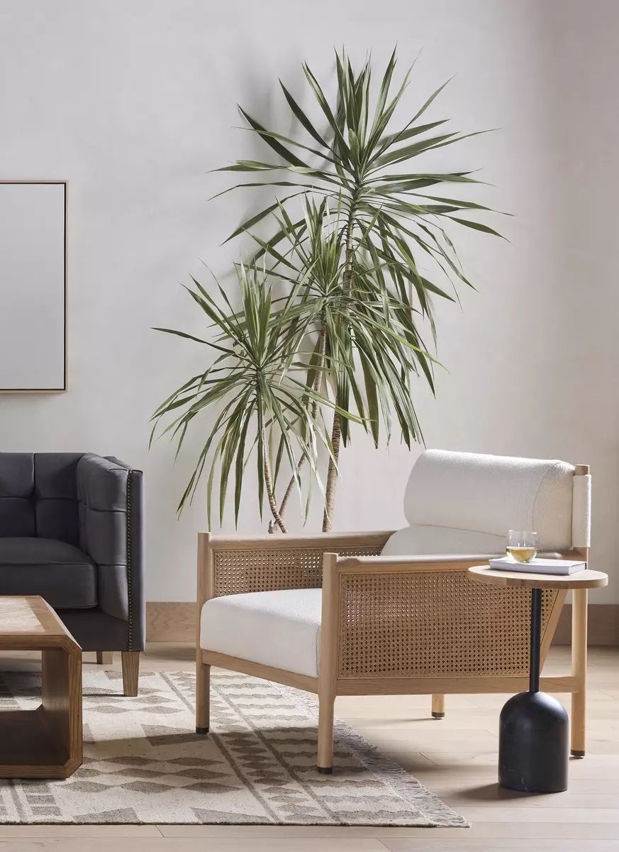 Kirb accent Chair thumbnail 2