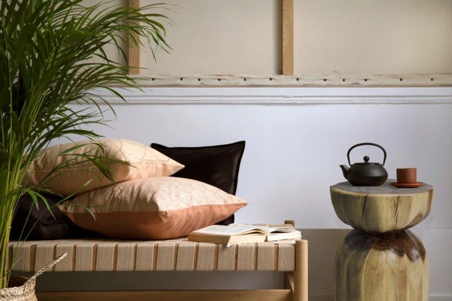 Solid Wood Drum End Table thumbnail 2