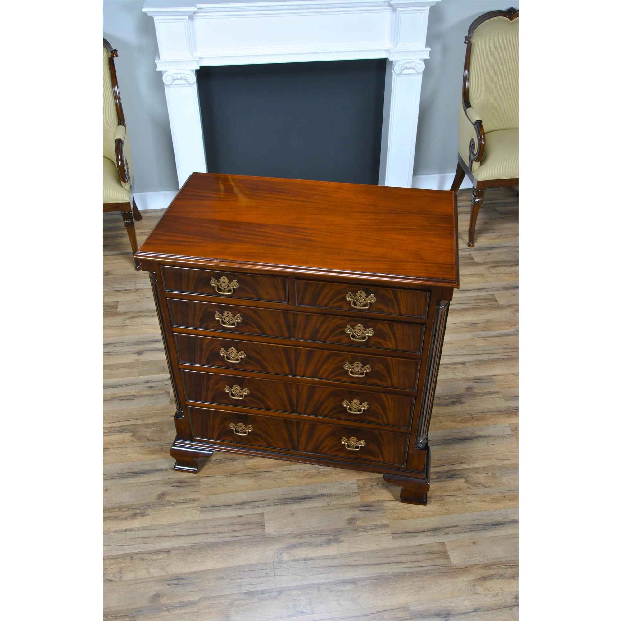 Solid Wood Accent Chest thumbnail 3