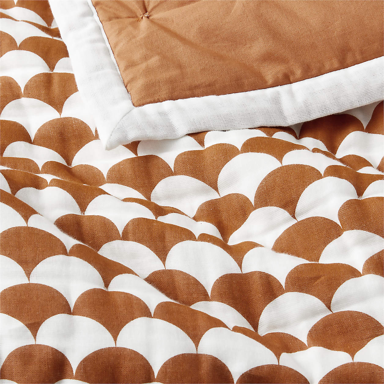 Geo-Fan Kids Organic Twin Terracotta Scallop Quilt thumbnail 3