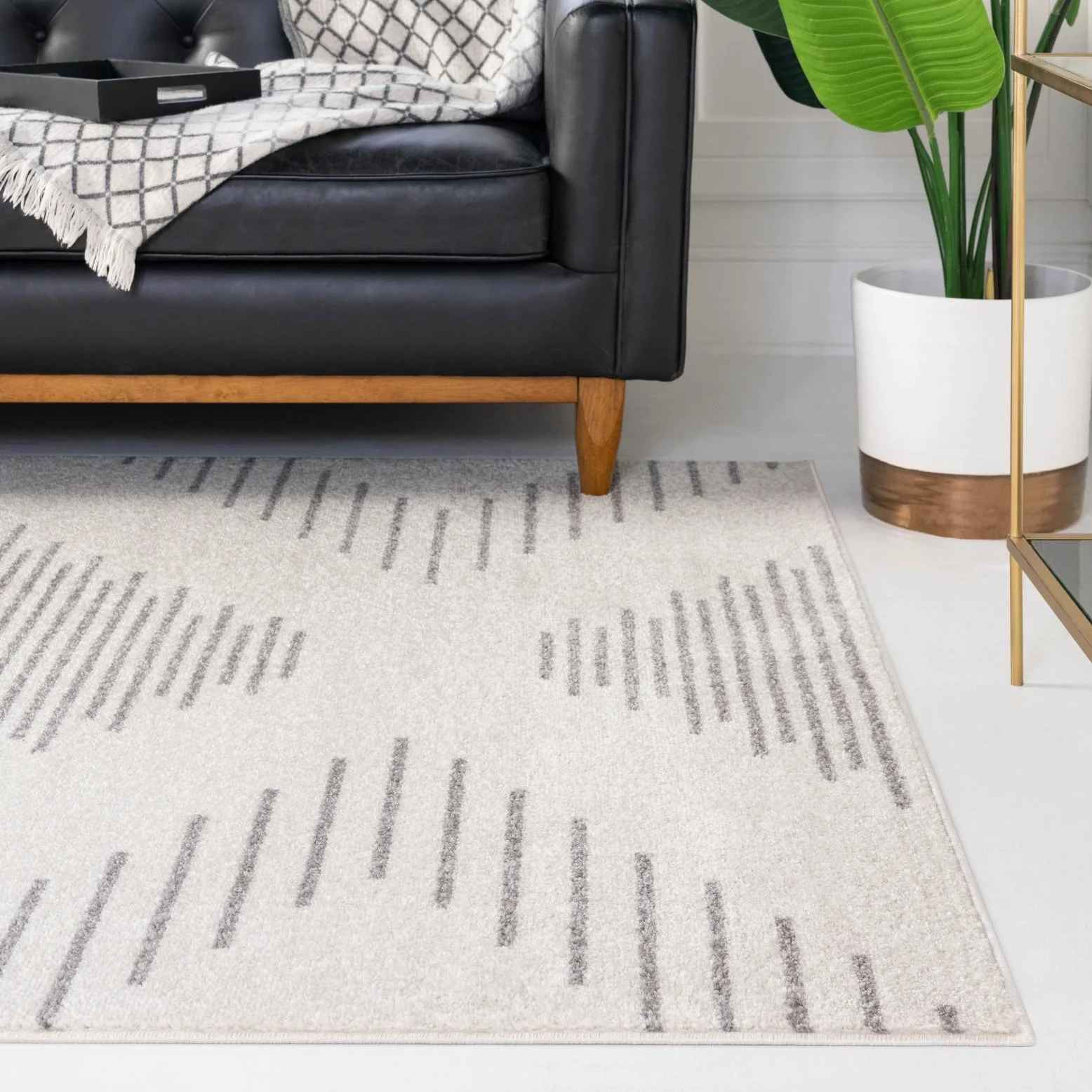 Cohutta Geometric Grey and Ivory Area Rug-9'10x13' thumbnail 3