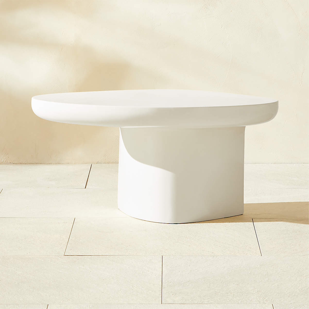 TIERI WHITE RESIN OUTDOOR COFFEE TABLE SMALL thumbnail 2