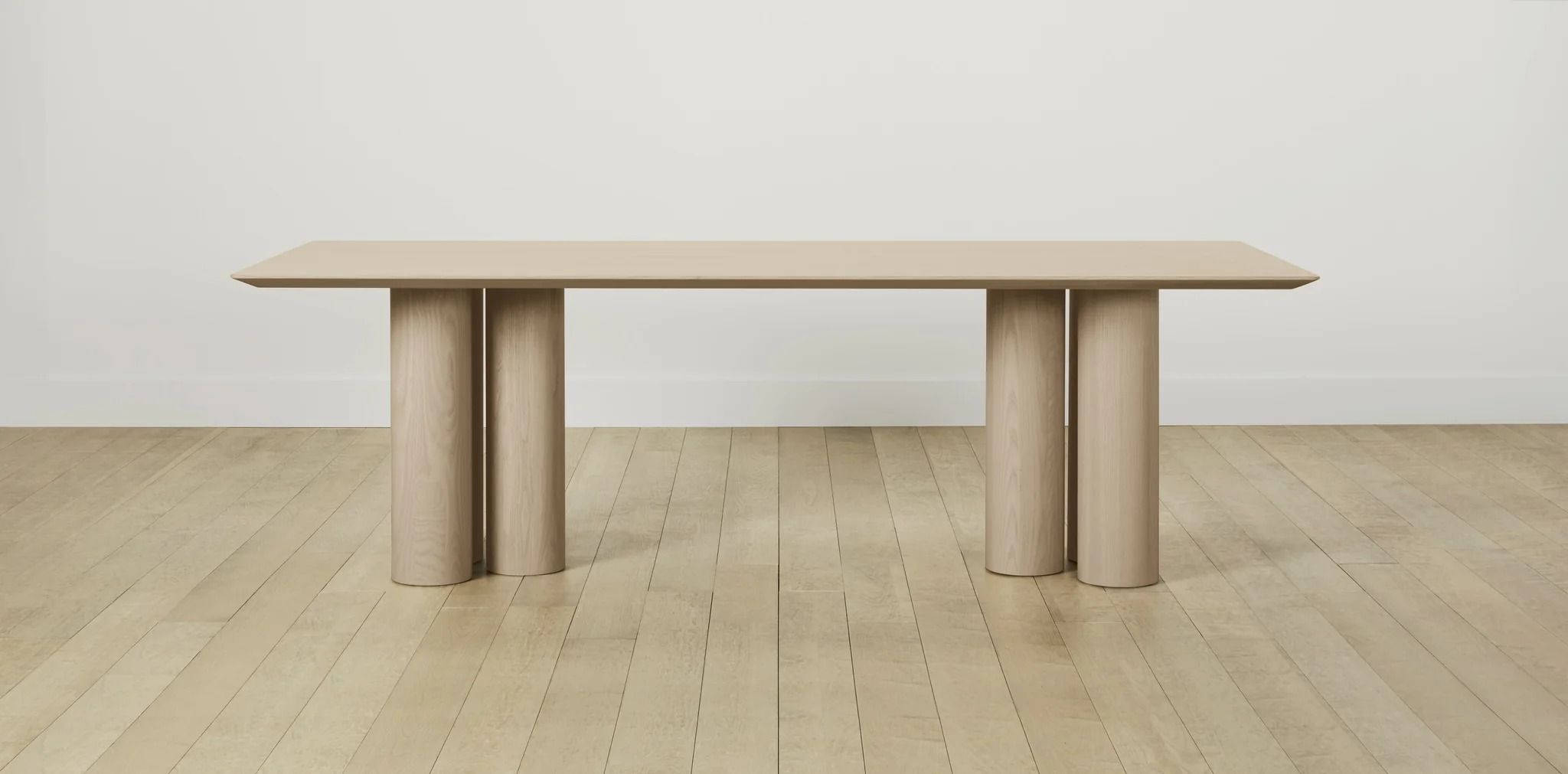 The Reade Dining Table thumbnail 2