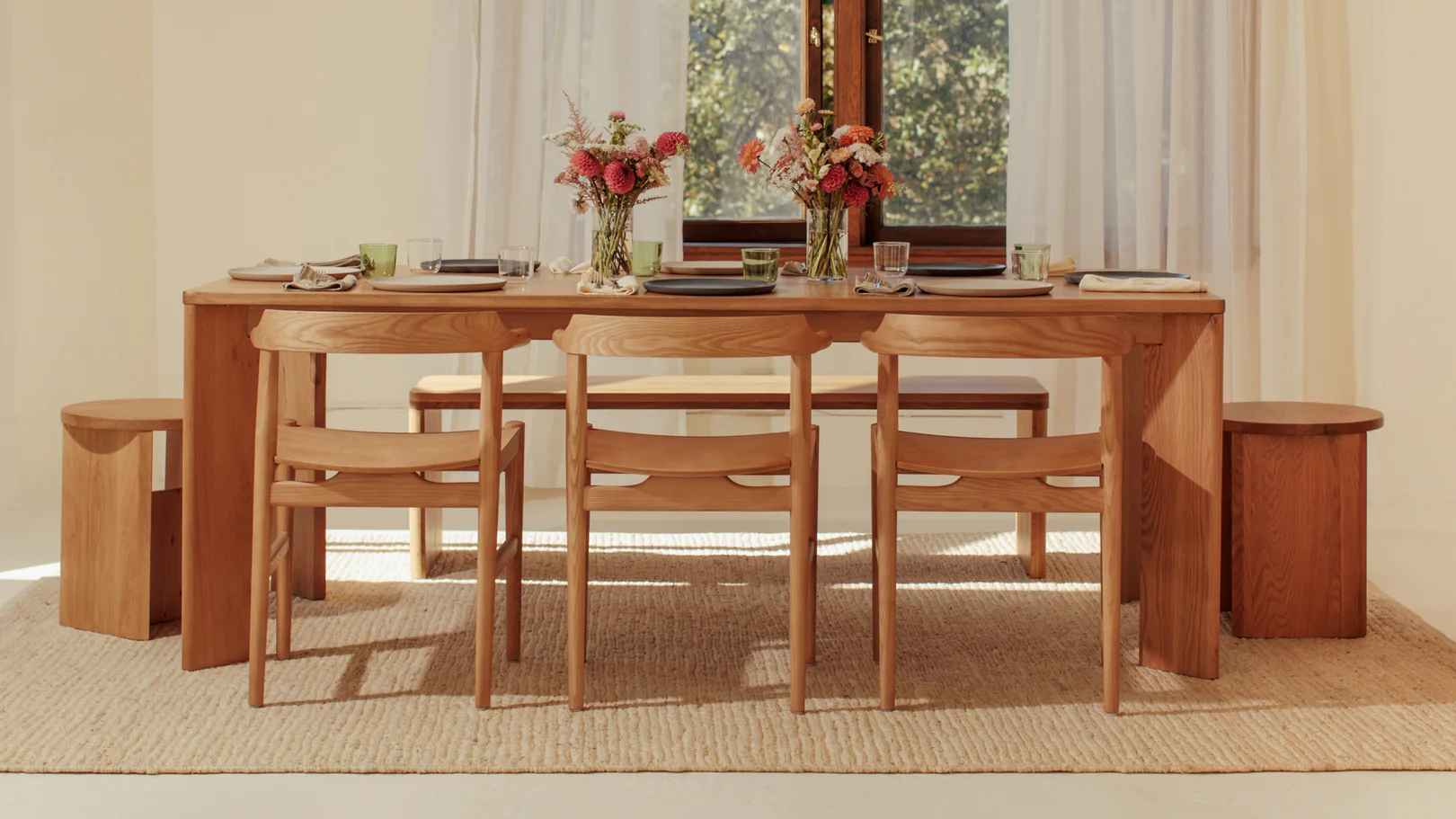 Frame Dining Table Seats 6-8 People thumbnail 2