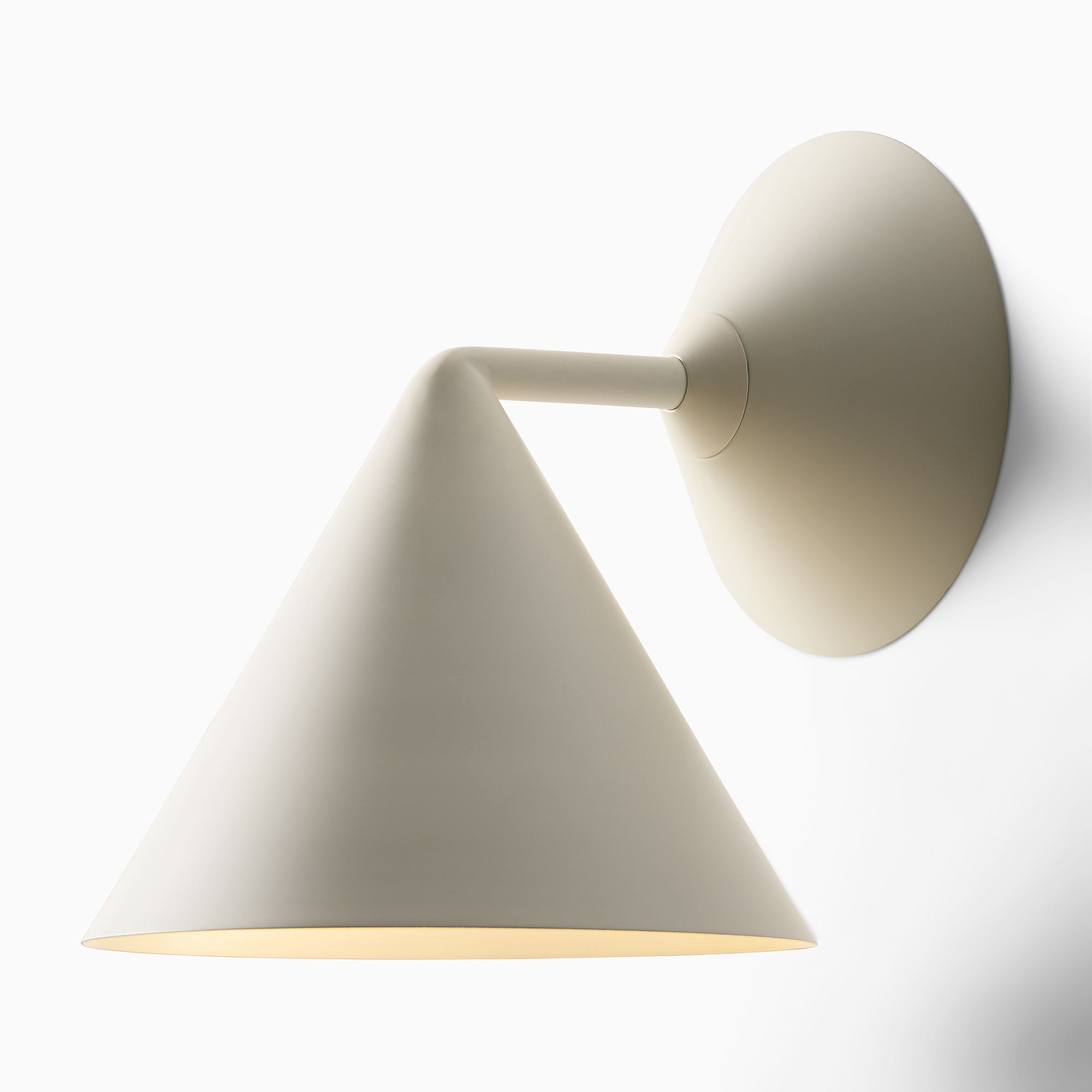 Warren Sconce thumbnail 3
