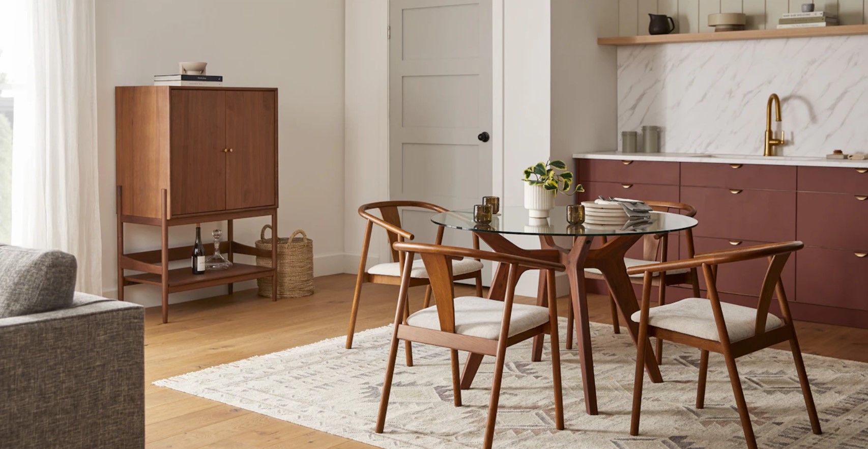 Cotu Walnut Bar Cabinet thumbnail 2