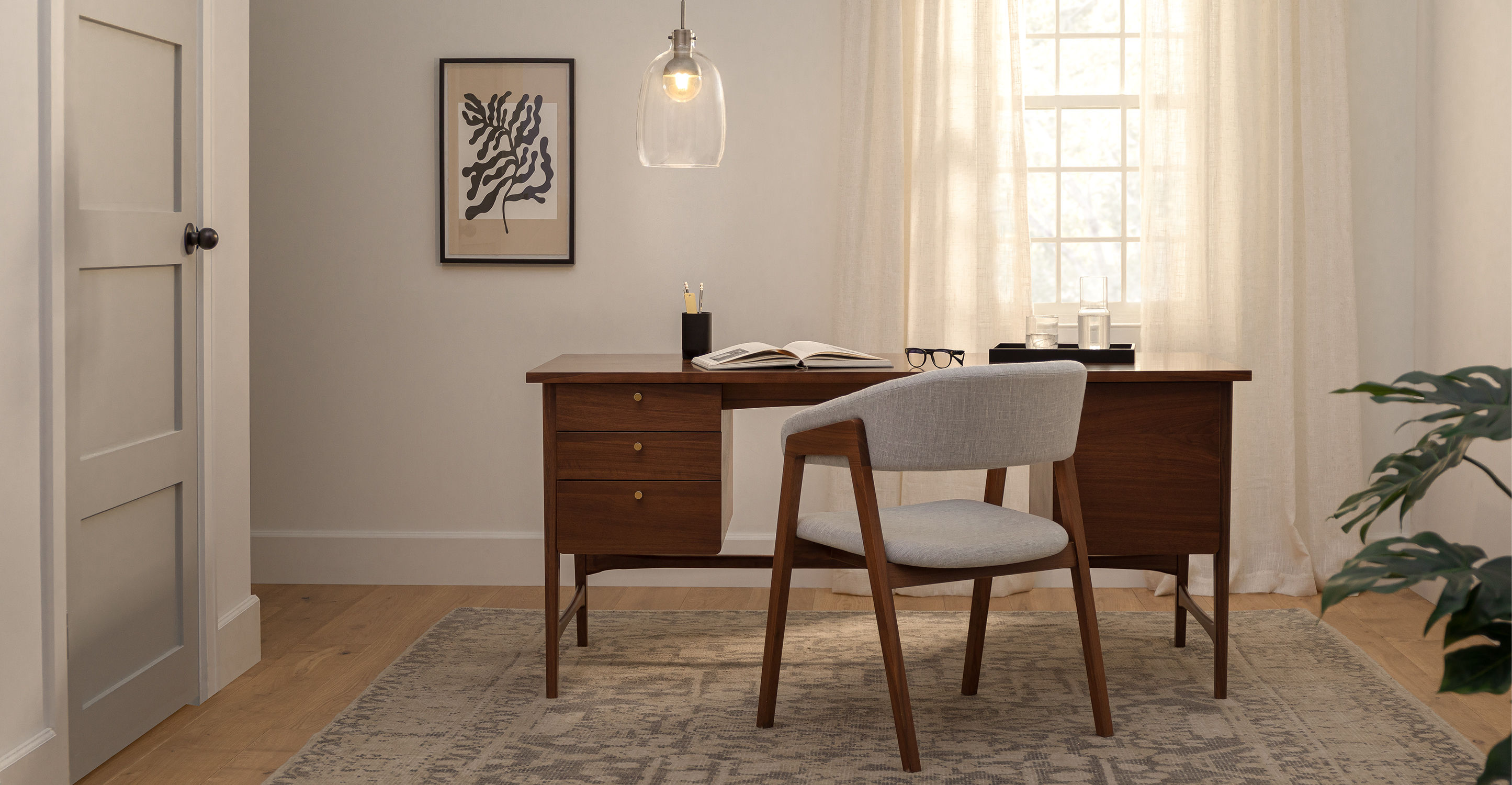 Krossa Walnut Executive Desk thumbnail 2