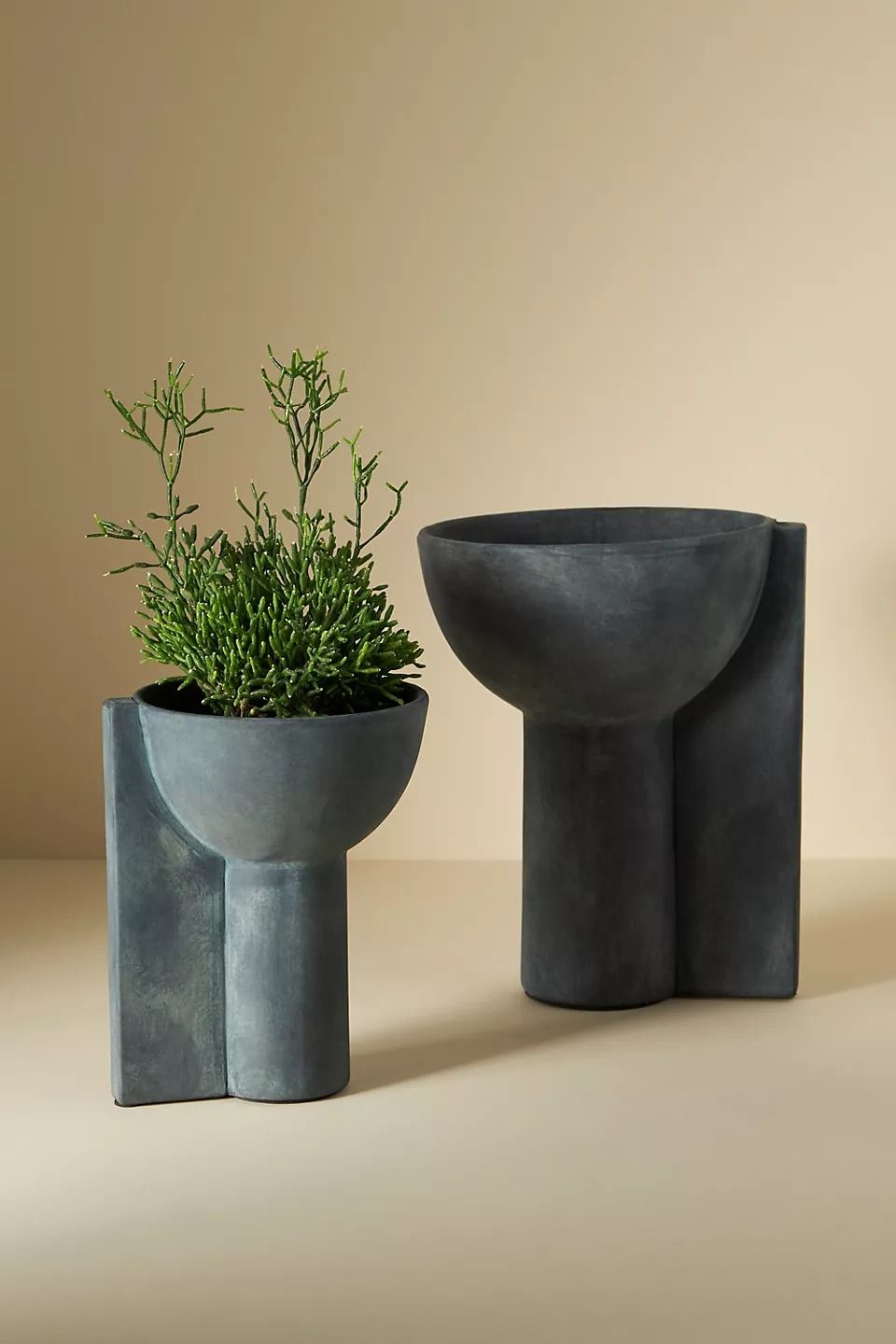 Abstract Pillar Compote Planter thumbnail 2