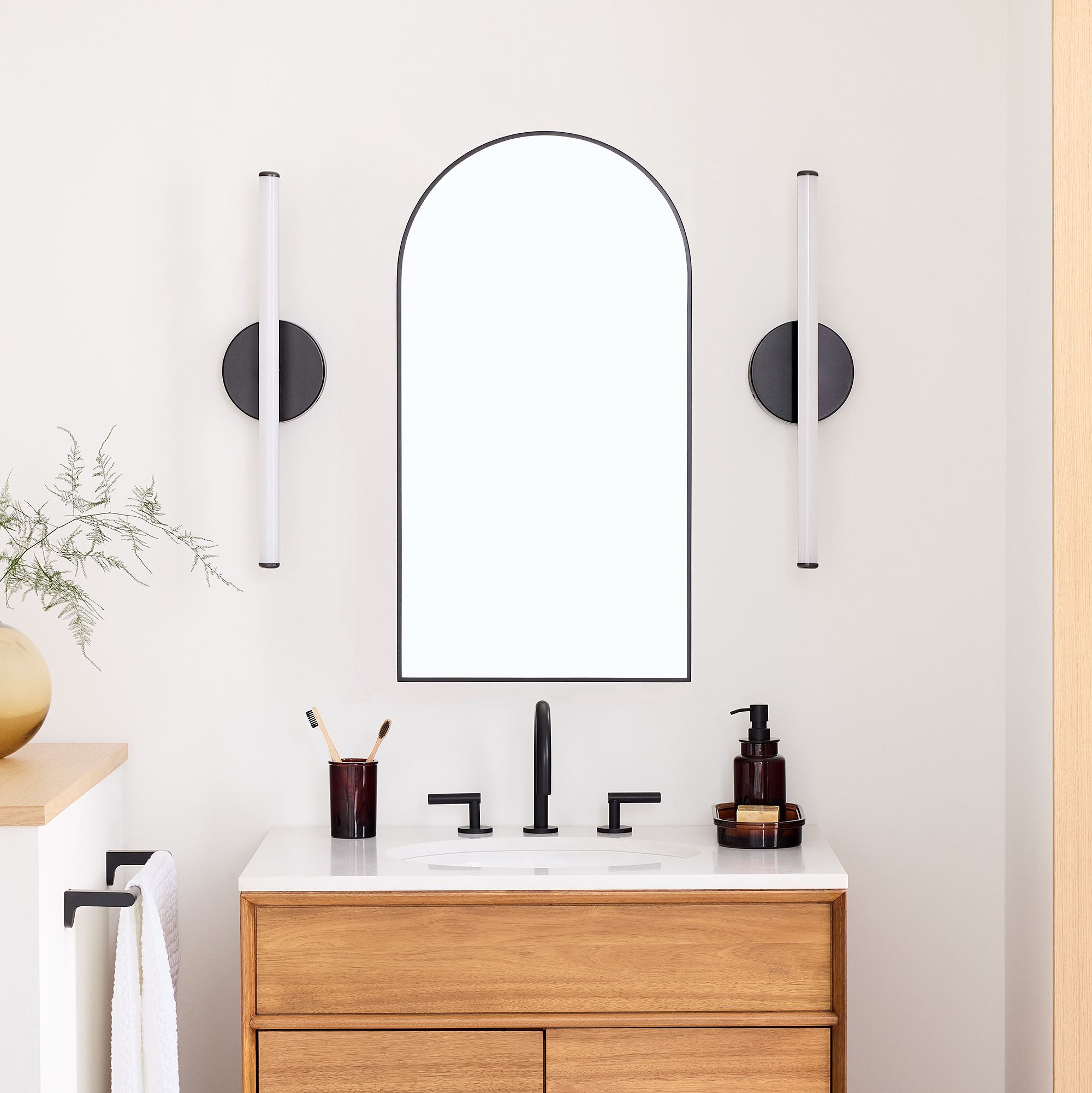 Arched Metal Framed Medicine Cabinet thumbnail 4