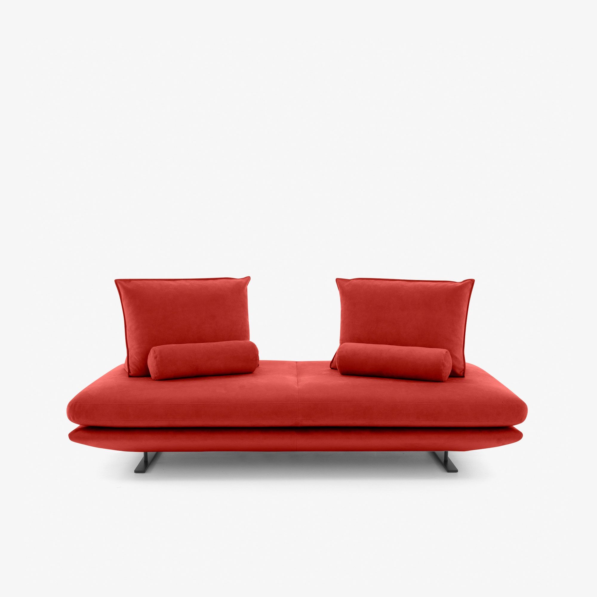 Prado Medium sofa thumbnail 2