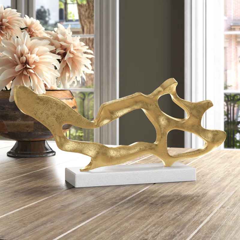 Pepita Sculpture thumbnail 2