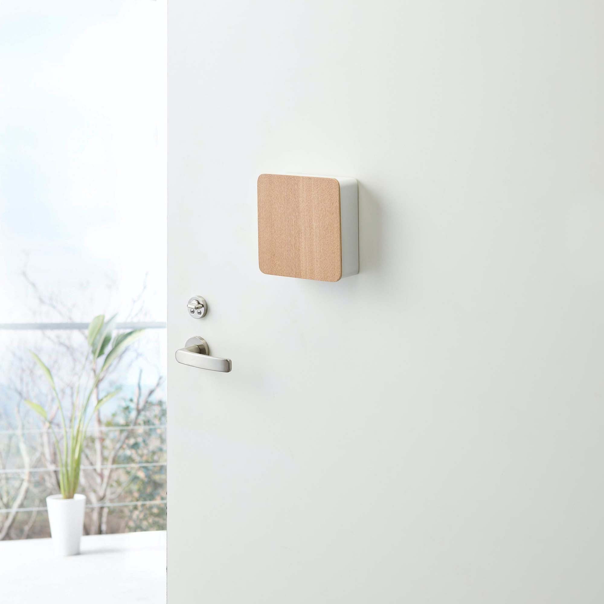 Yamazaki Rin Magnetic Key Cabinet thumbnail 2