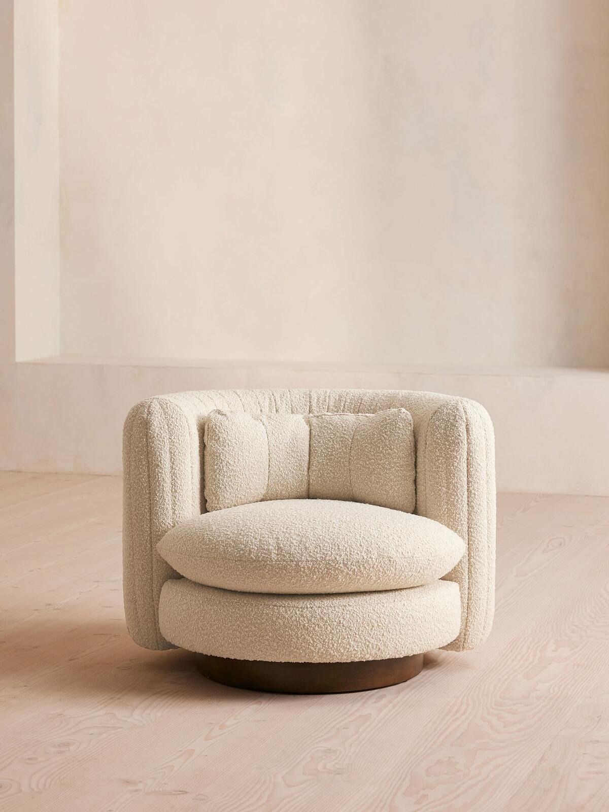 Vivienne Armchair thumbnail 3
