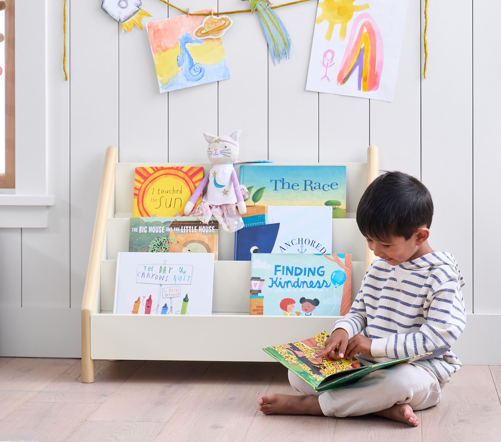 Avery Low Bookrack (36") thumbnail 2