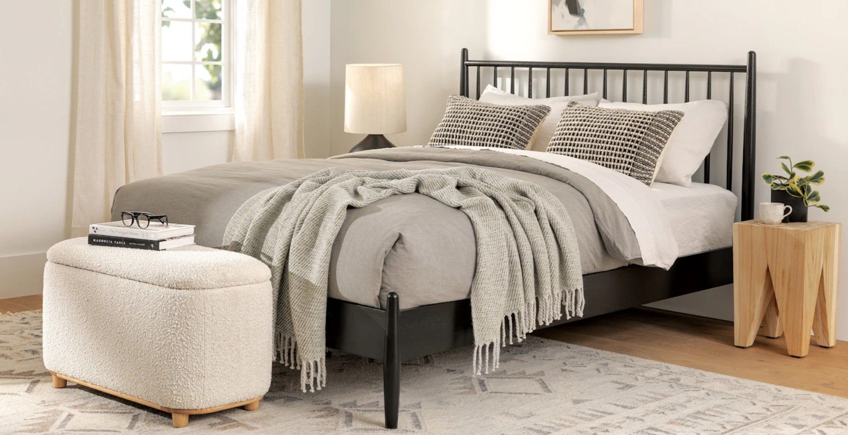 Maribo Ivory Bouclé 32" Storage Ottoman thumbnail 2