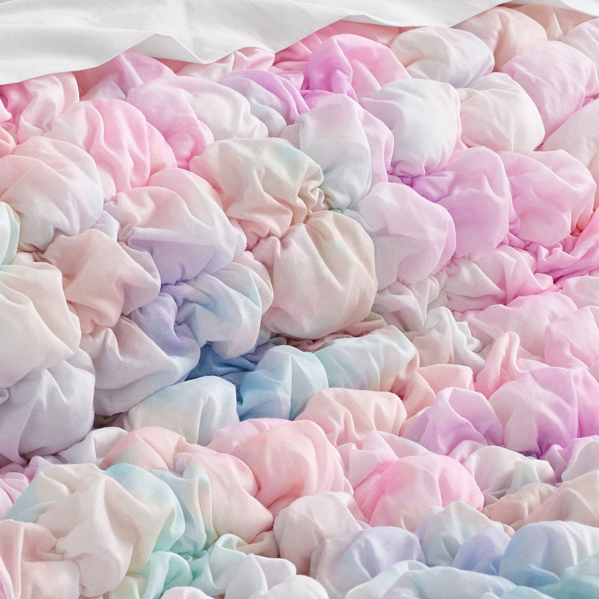 Tie Dye Marshmallow Quilt-Twin thumbnail 5