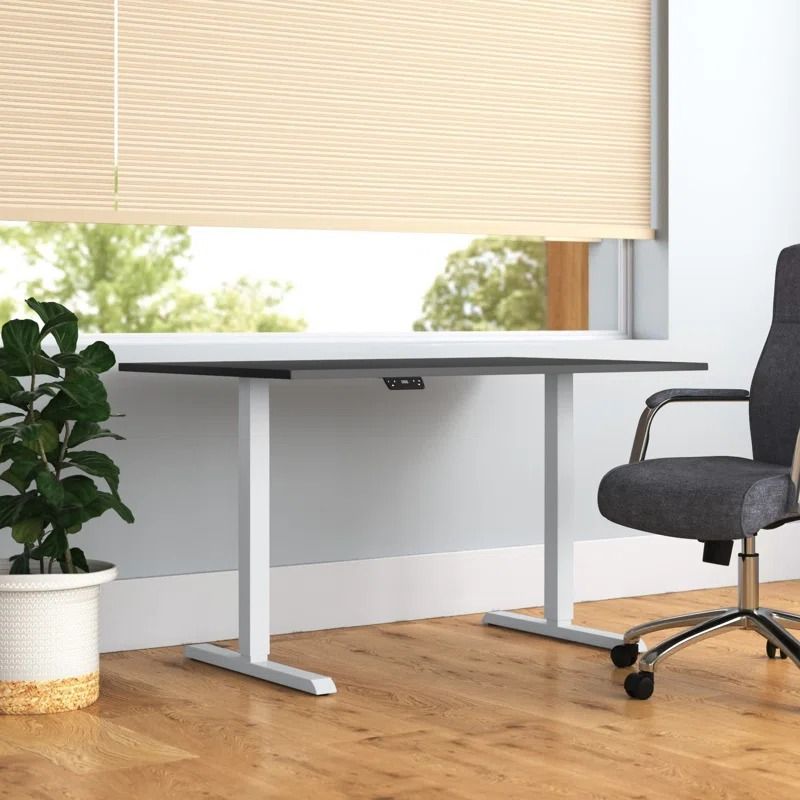 Burnet Electric Standing Desk thumbnail 2
