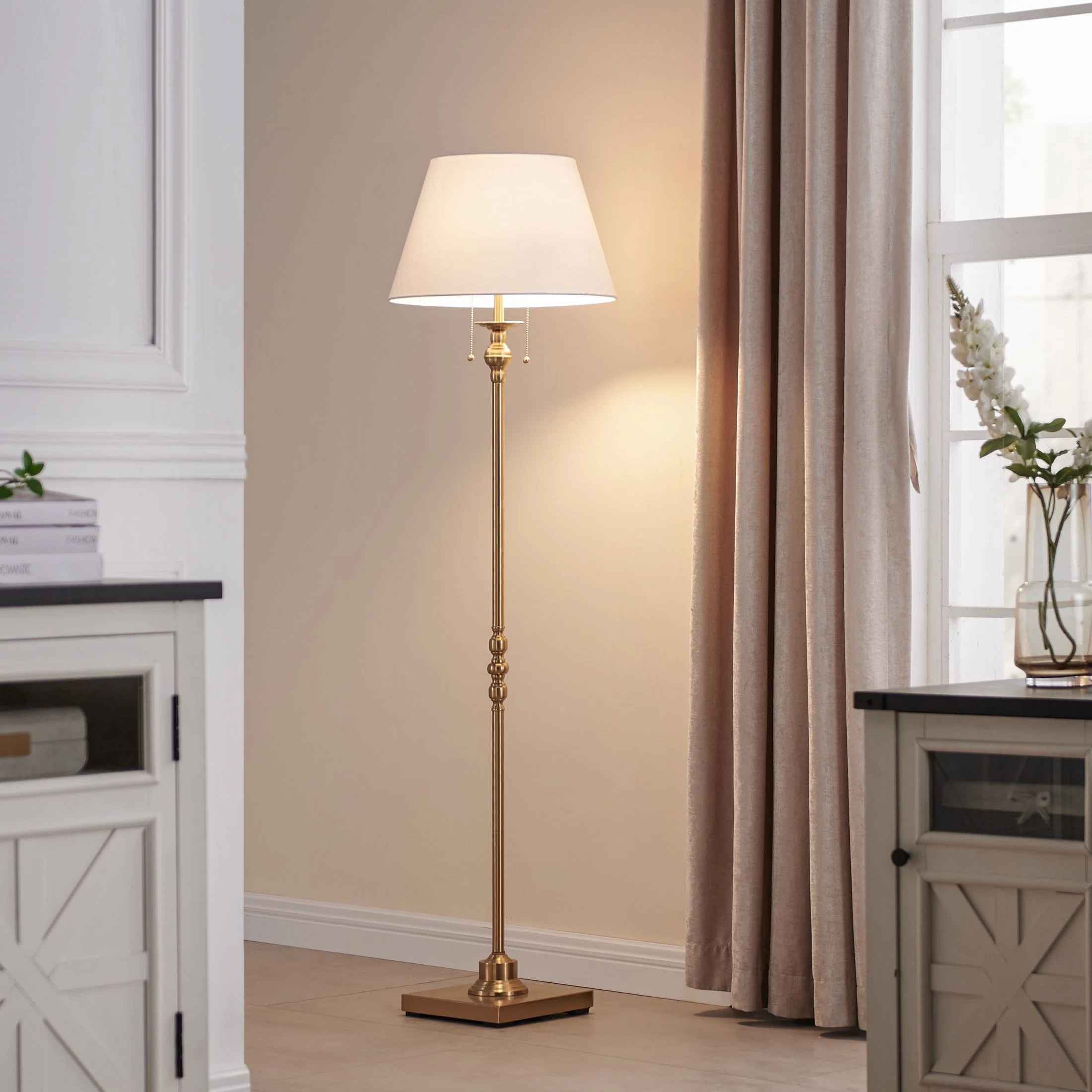 Amiyra Floor Lamp thumbnail 2