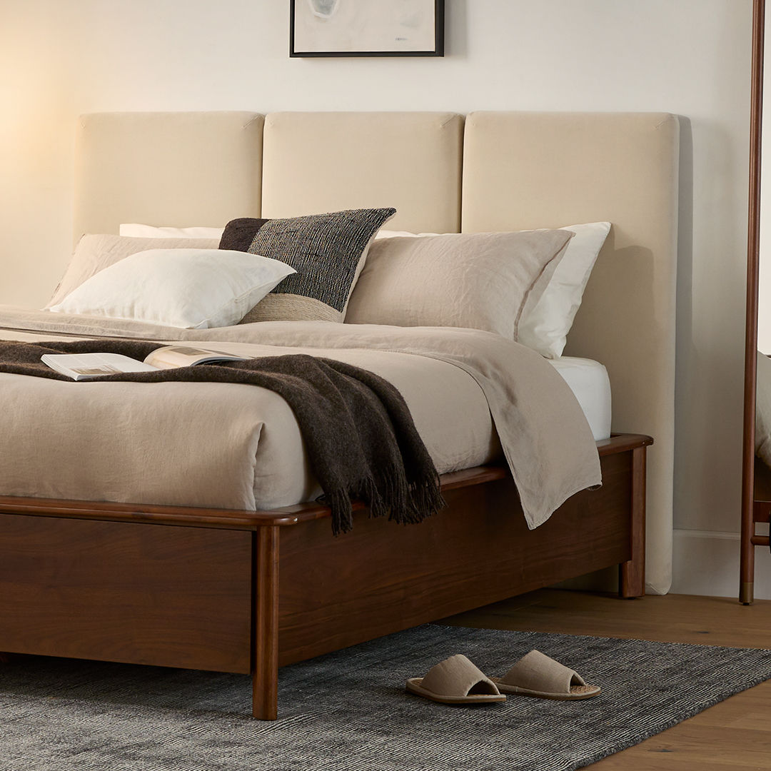 Noel Plush Pacific Taupe Queen 48" Headboard thumbnail 2