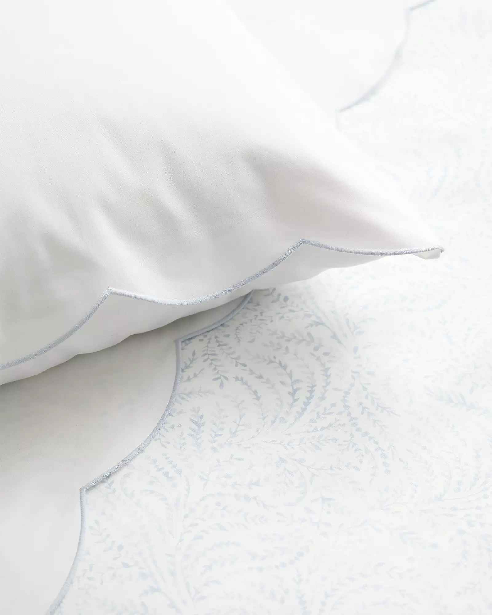 Priano Sateen Duvet Cover-Queen thumbnail 3