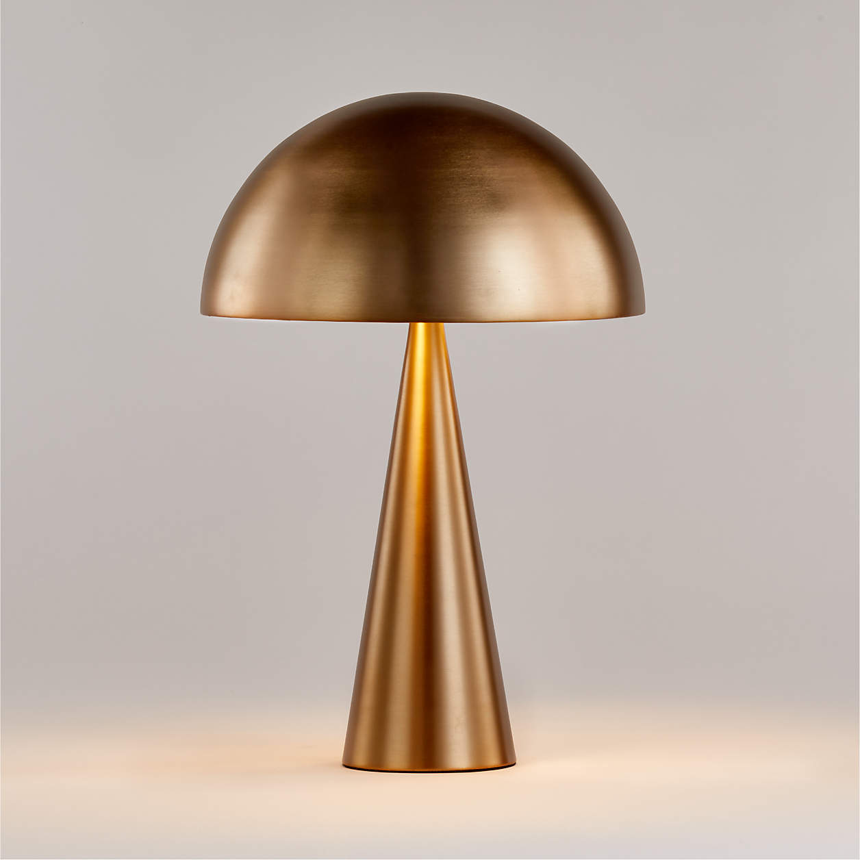 Lachlin Brass Table Lamp thumbnail 3