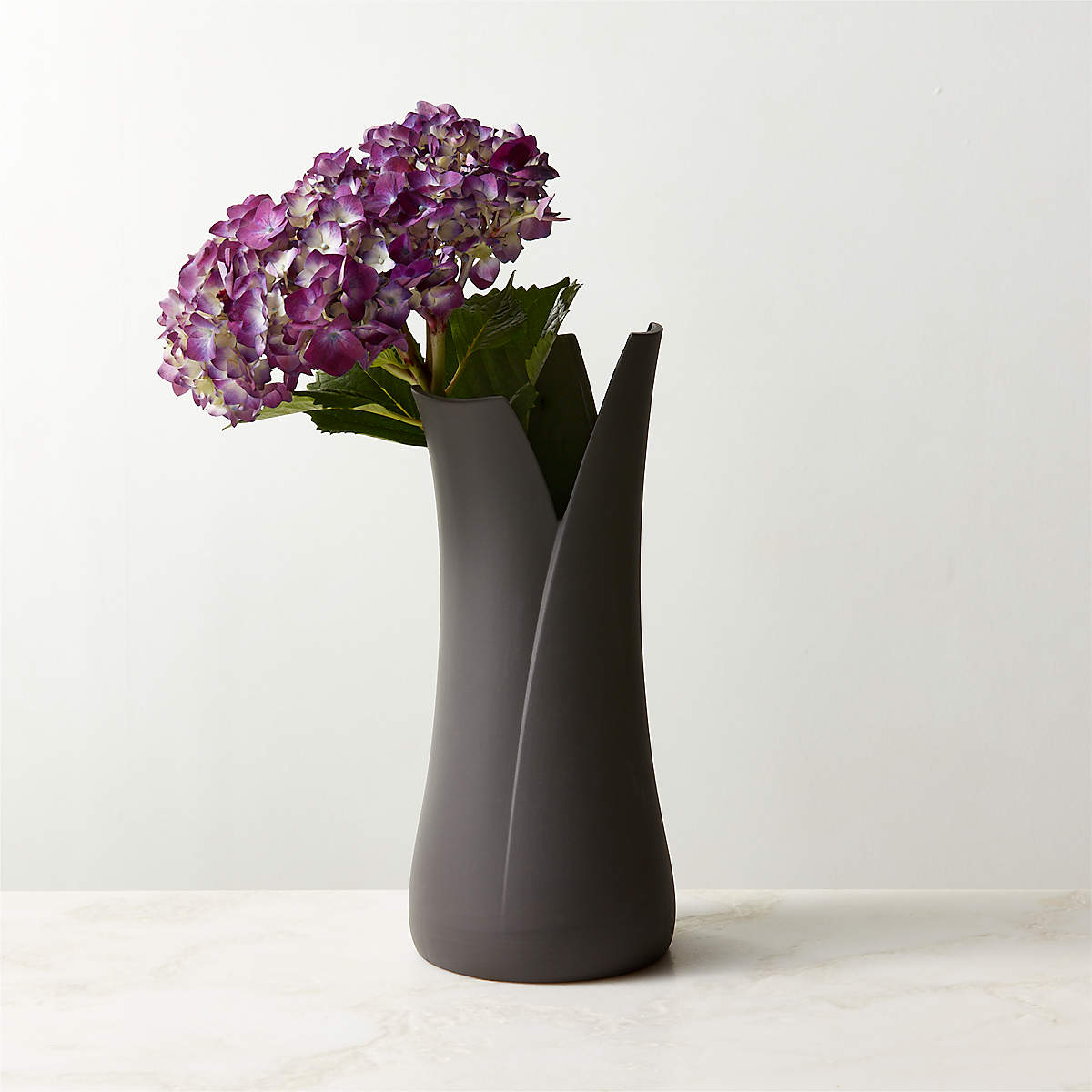 KOS CHARCOAL GREY PORCELAIN VASE thumbnail 2