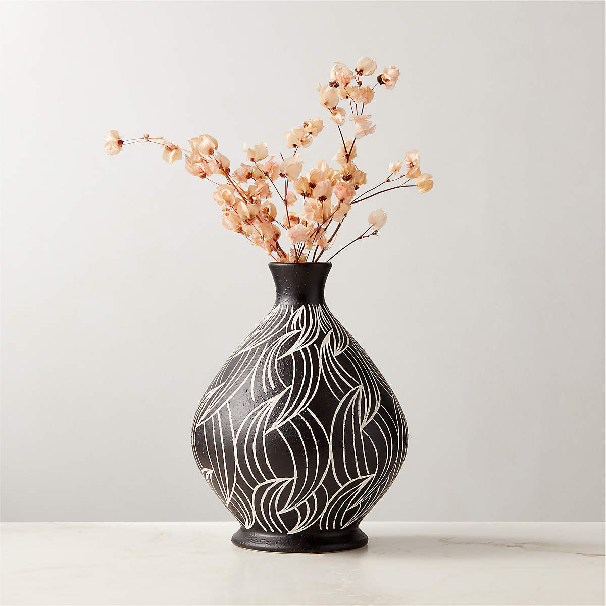 LECTRA BLACK AND WHITE PATTERNED CERAMIC VASE thumbnail 3