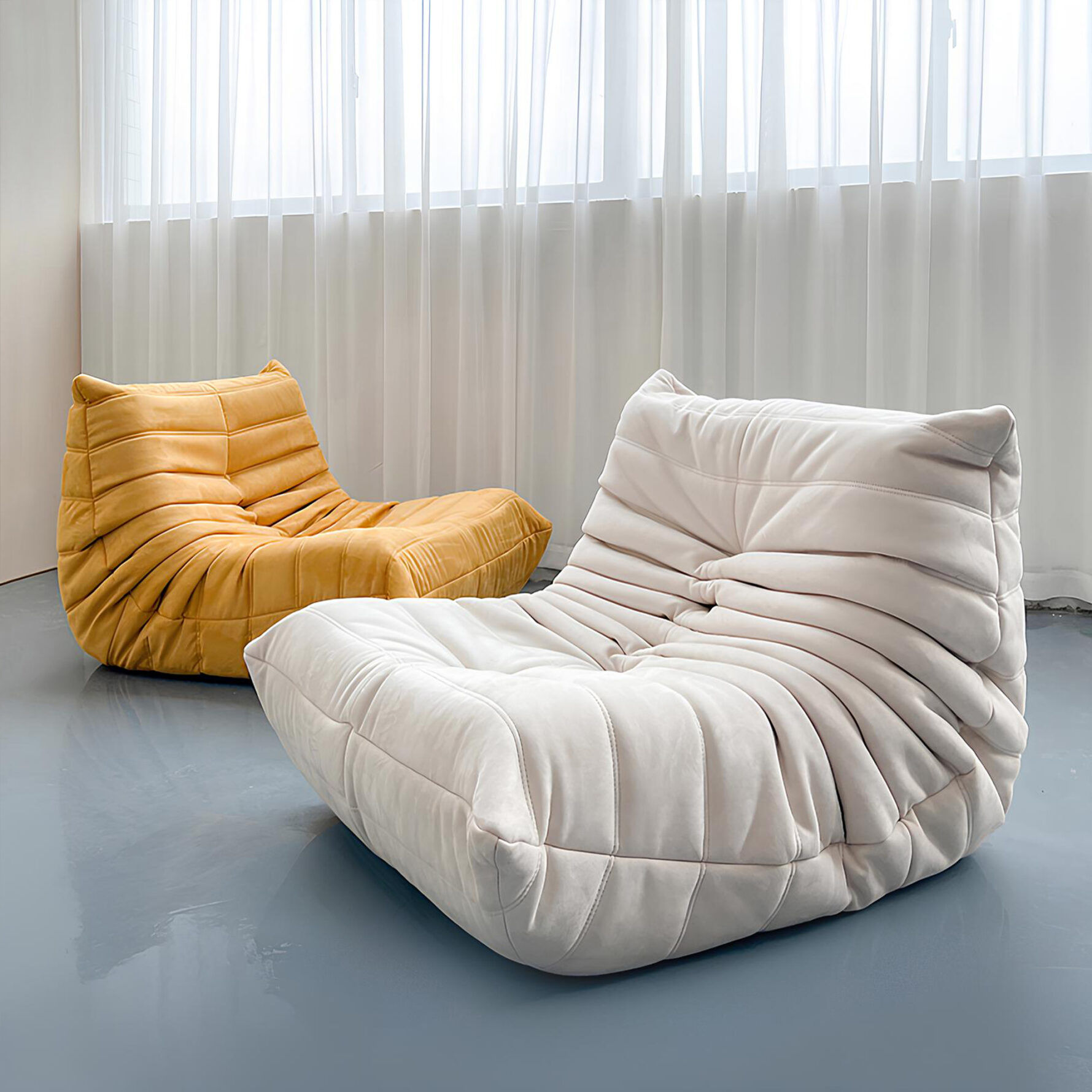 Togo Fireside Chair Replica thumbnail 2
