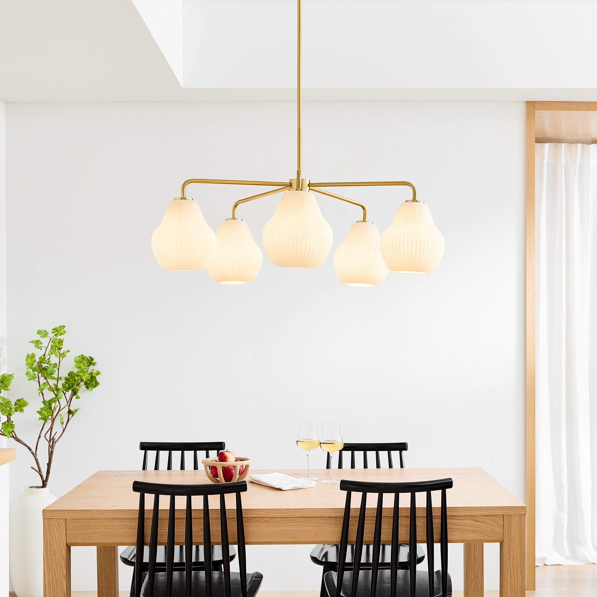 Sculptural 5 Light Ribbed Chandelier thumbnail 2
