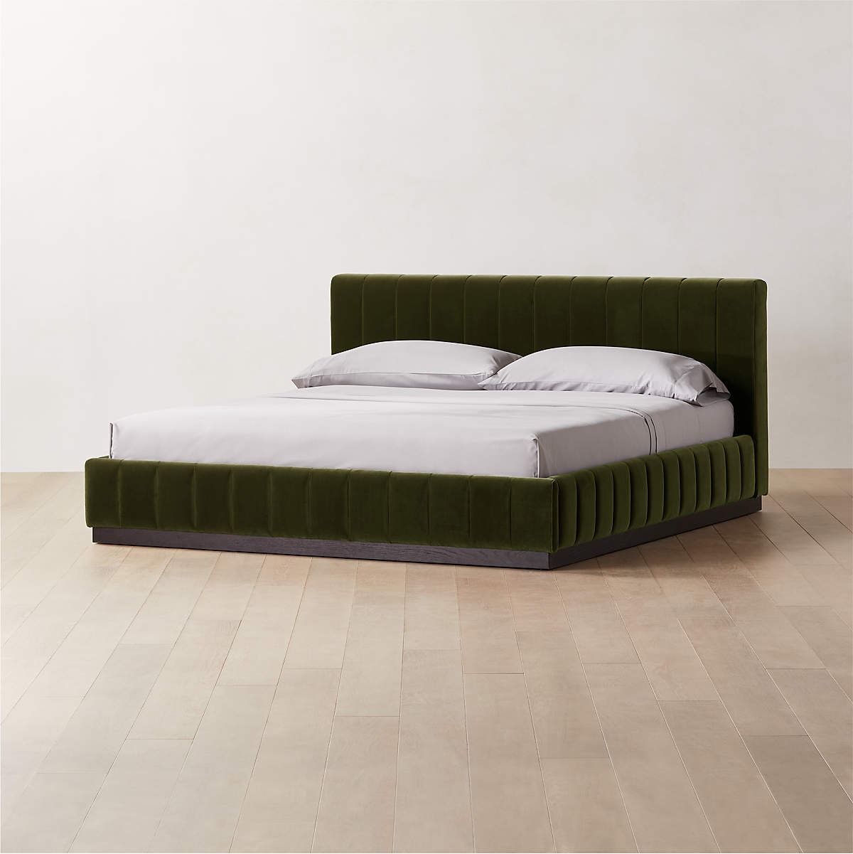 FORTE CHANNELED GREEN VELVET KING BED thumbnail 3