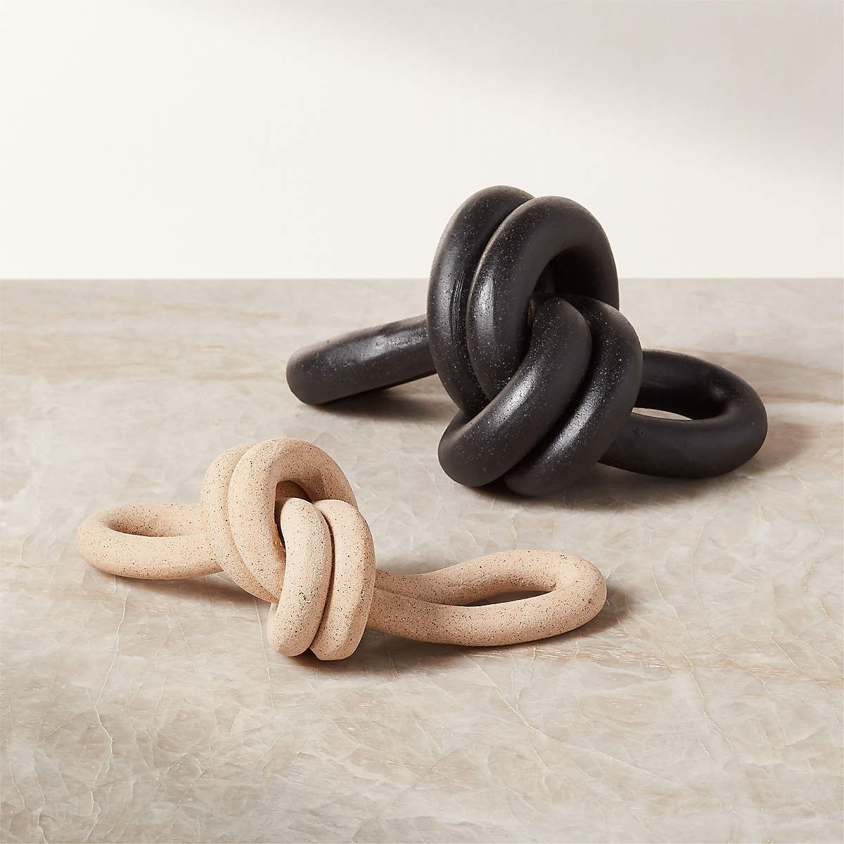 DECORATIVE BLACK CERAMIC DOUBLE LOOP KNOT XL thumbnail 3