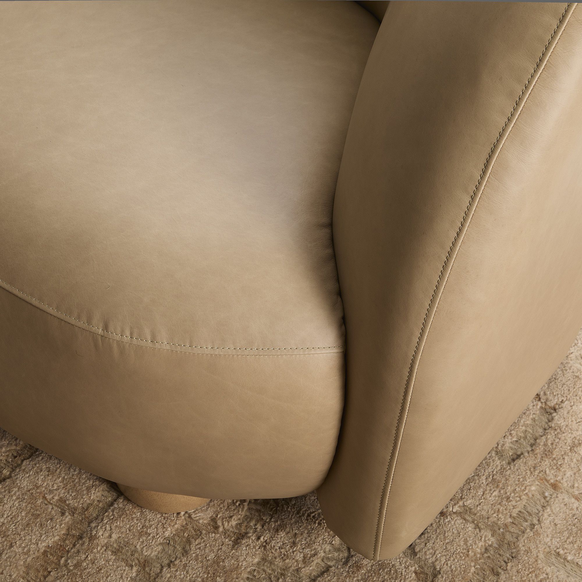 Laurent Leather Sofa thumbnail 6