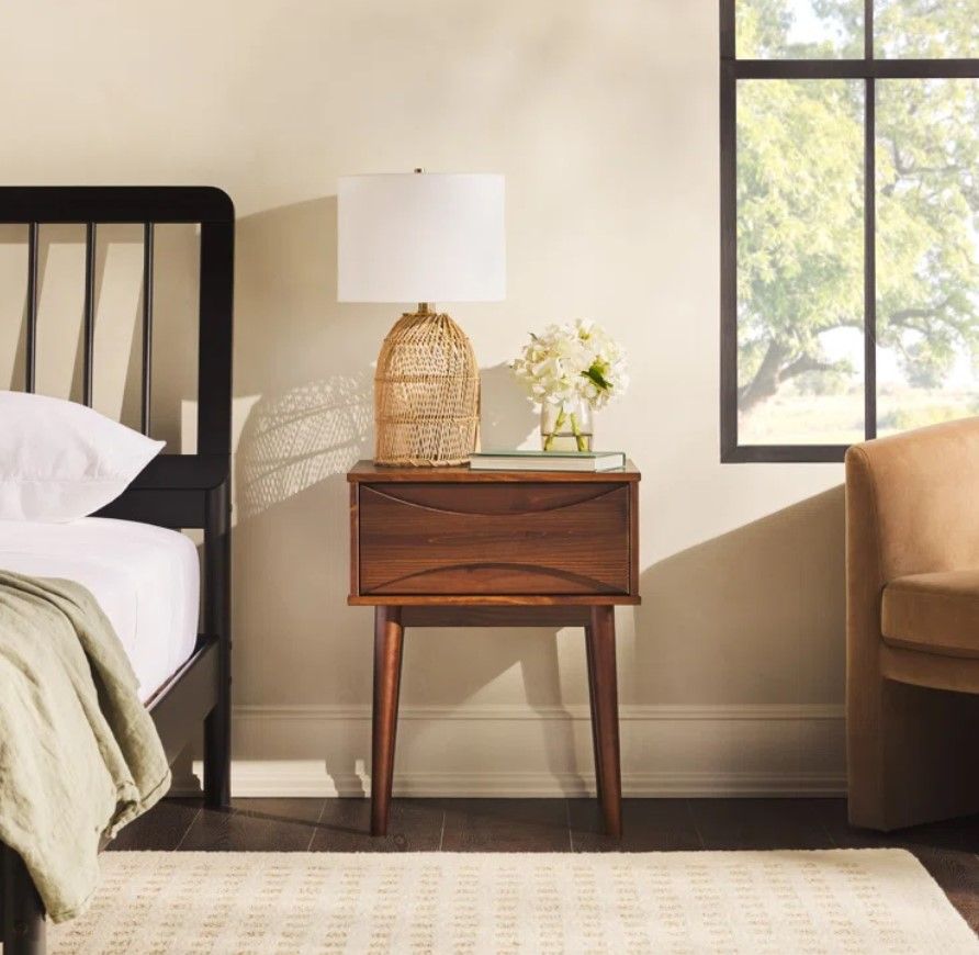 Amoakuh 1 Drawer Solid Wood Nightstand thumbnail 2