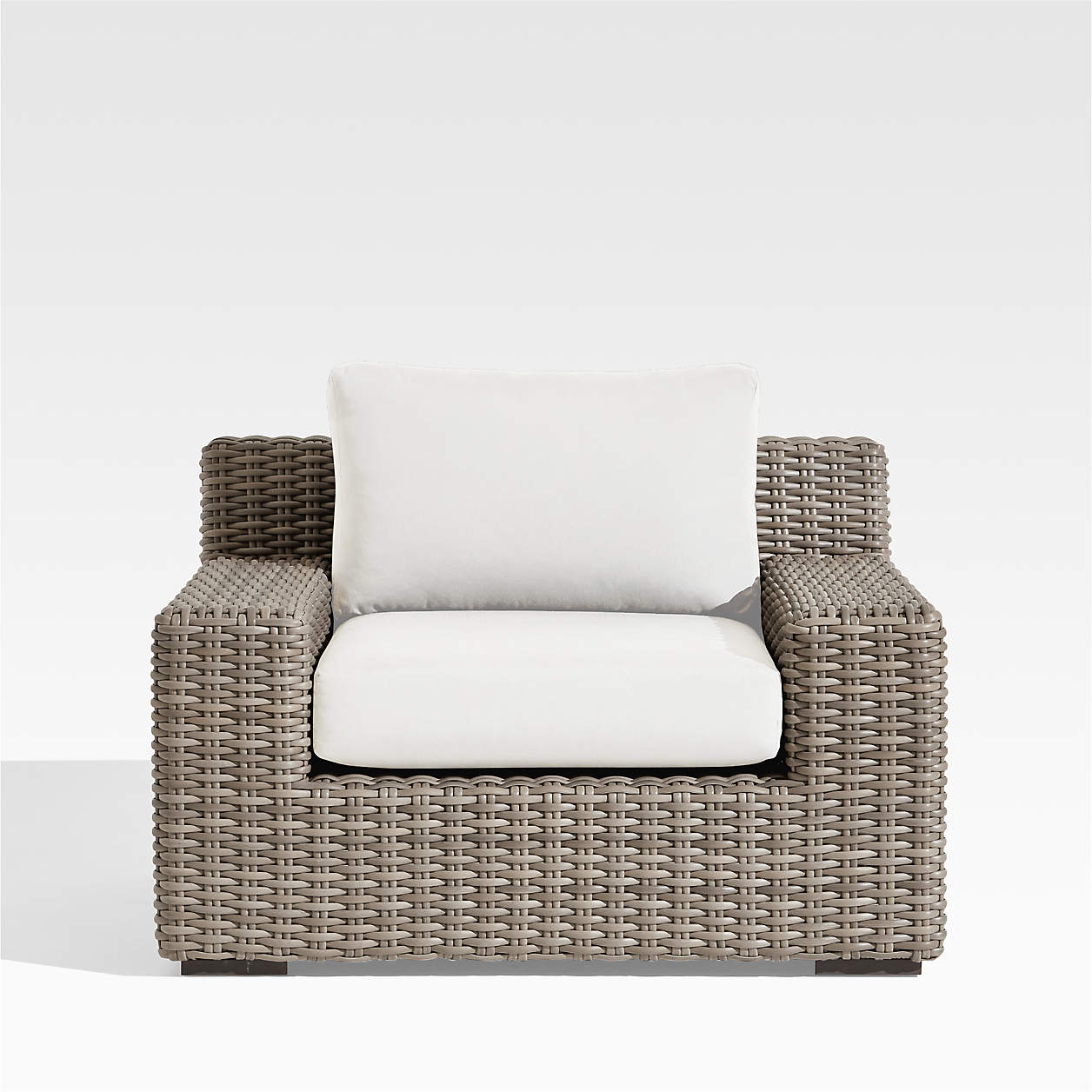 Abaco Resin Wicker Outdoor Lounge Chair thumbnail 2