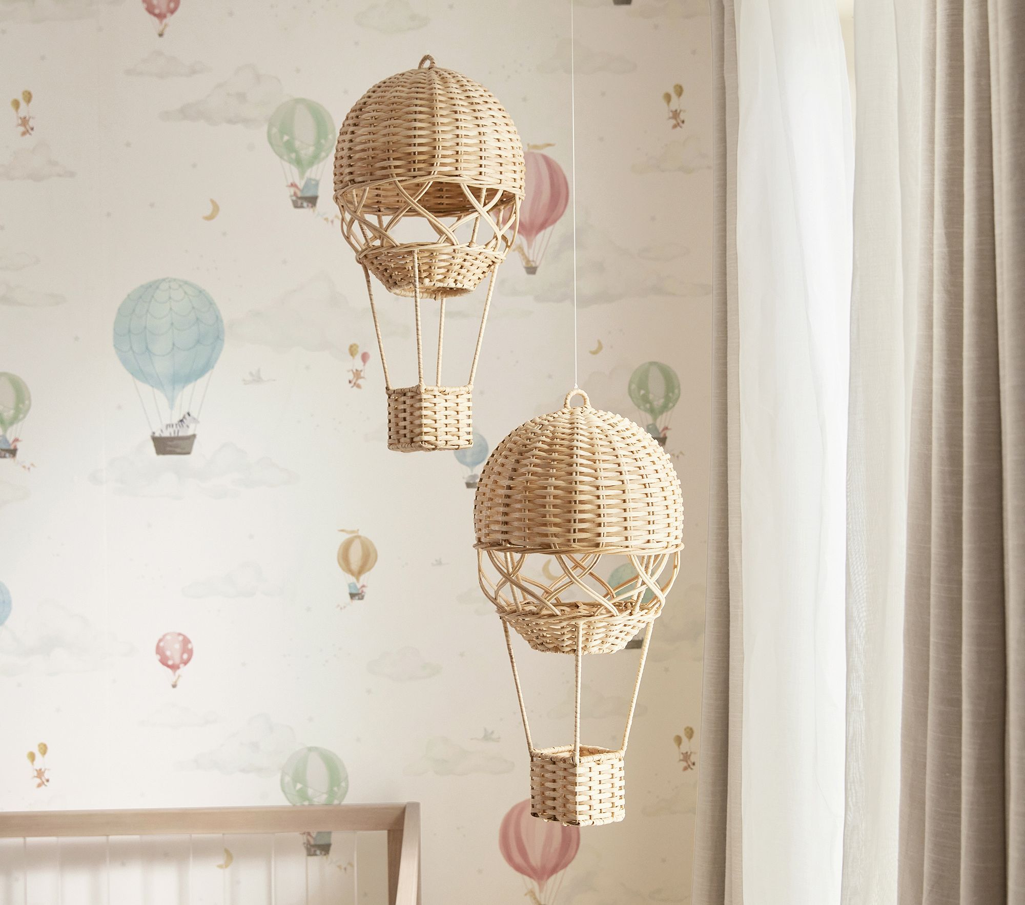 Rattan Hot Air Balloon Mobile thumbnail 3