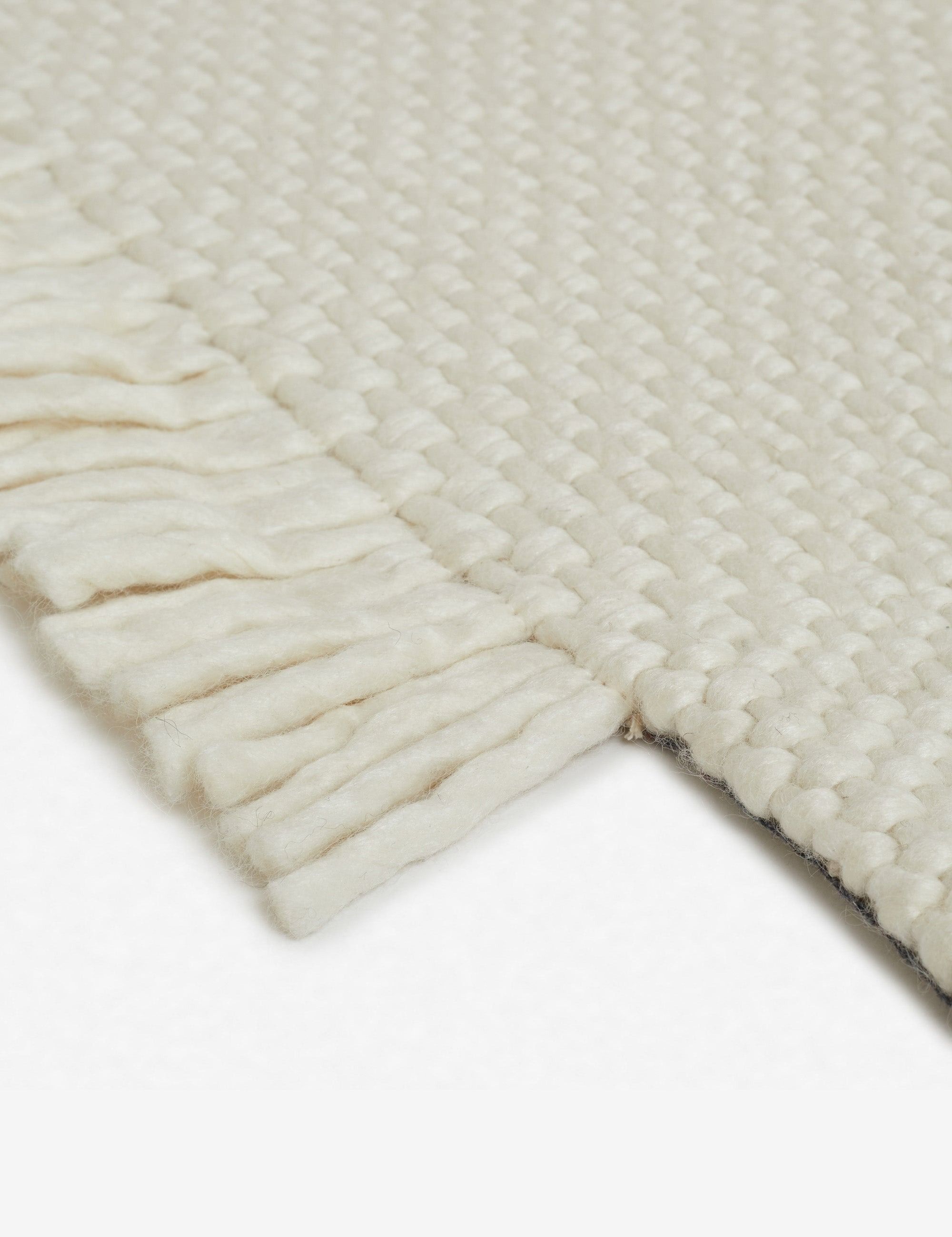 Joelle Handwoven Wool Rug thumbnail 5
