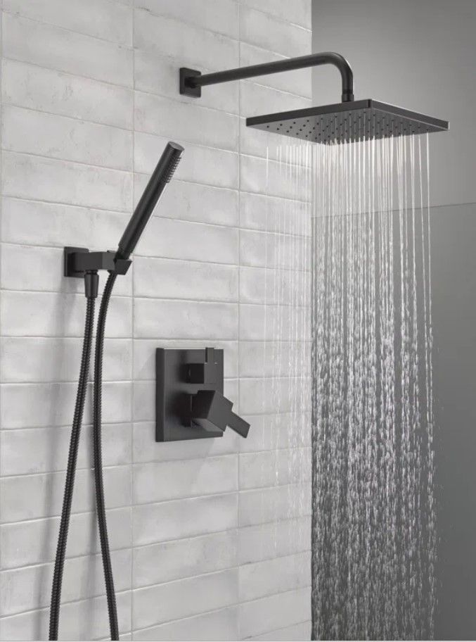 342701 BL Modern Raincan Square Shower System thumbnail 2