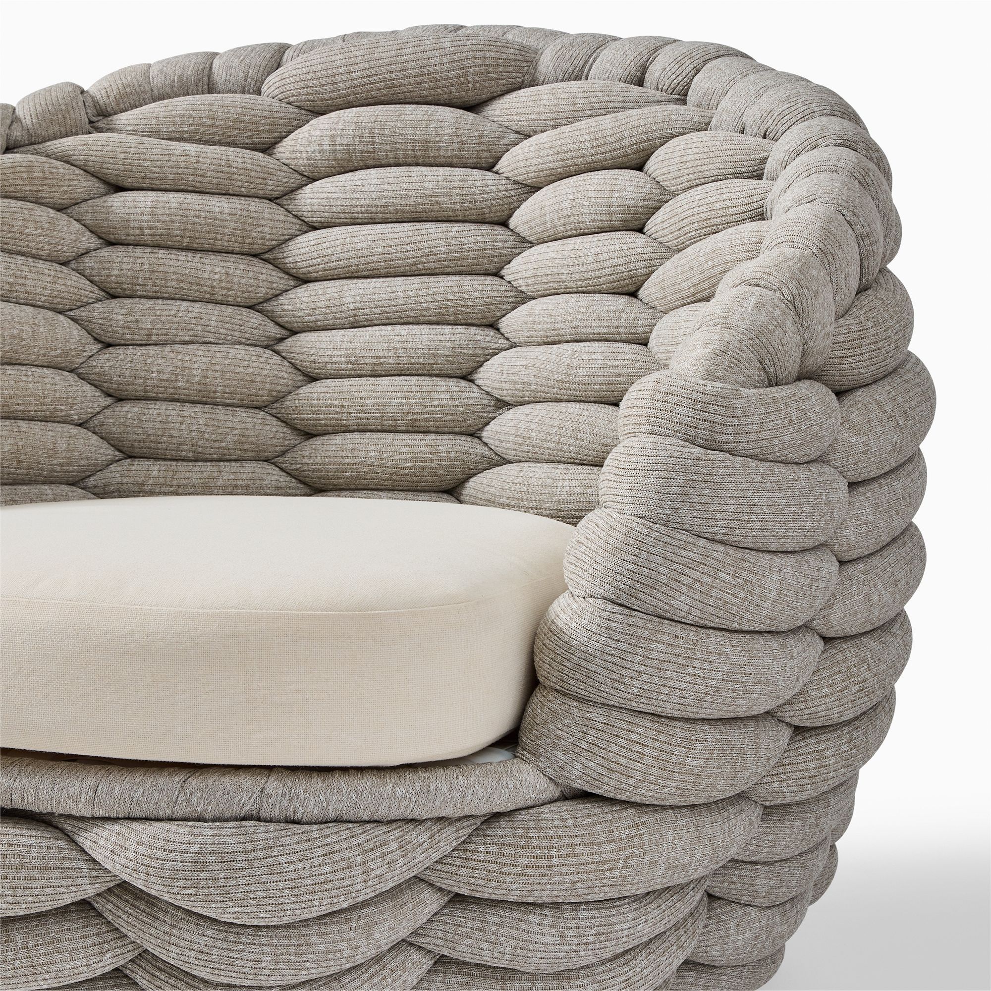 Cozy Outdoor Swivel Chair thumbnail 7