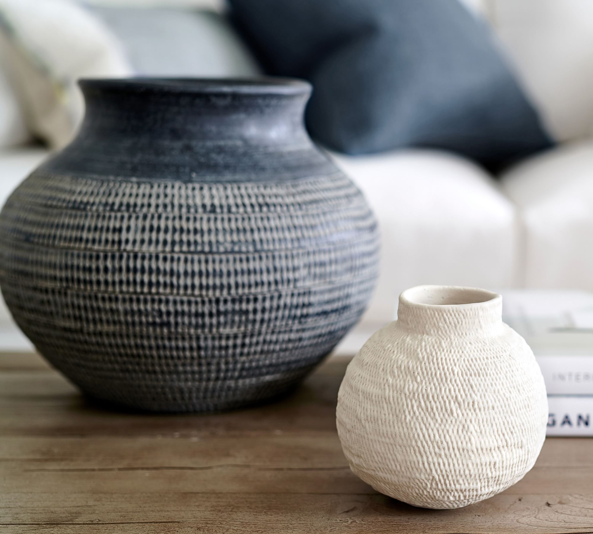 Frasier Handcrafted Ceramic Vase Medium thumbnail 2