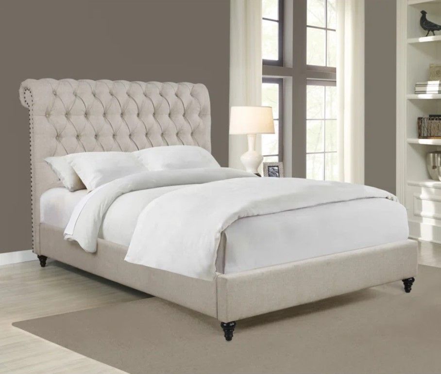 Goutier Upholstered Sleigh Bed thumbnail 2