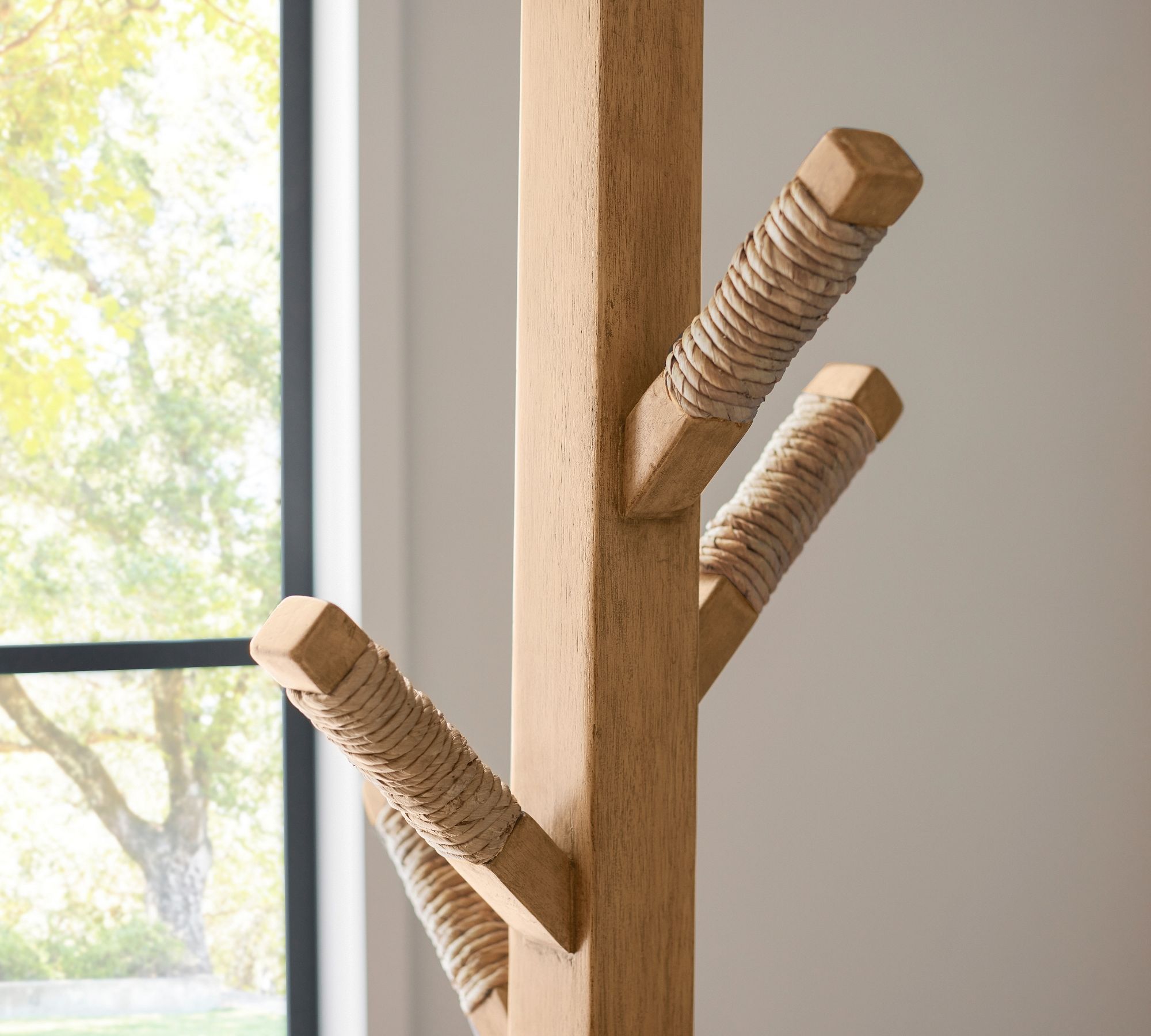 Malibu Entry Coat Rack thumbnail 3