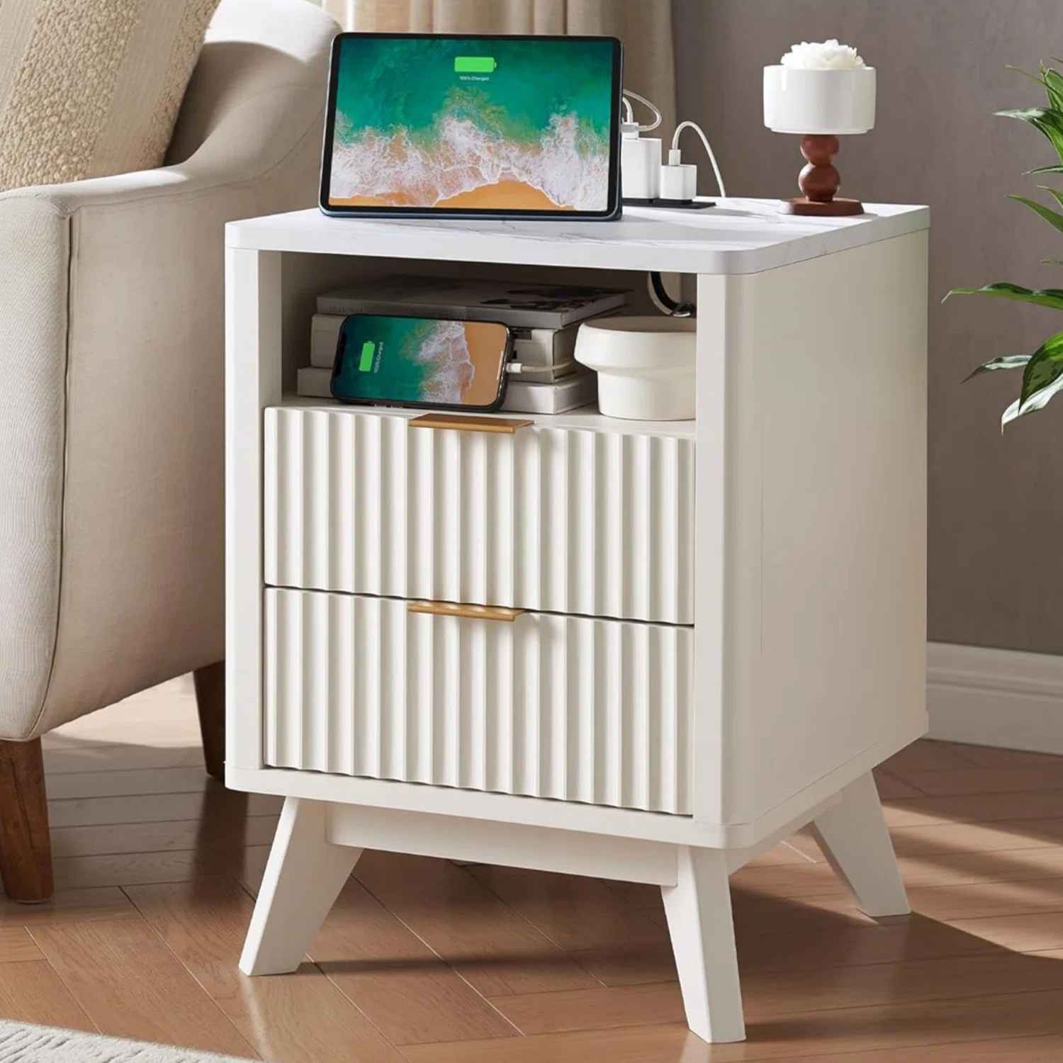 Hardester Vintage 2 Drawer Nightstand with Charging Station thumbnail 2