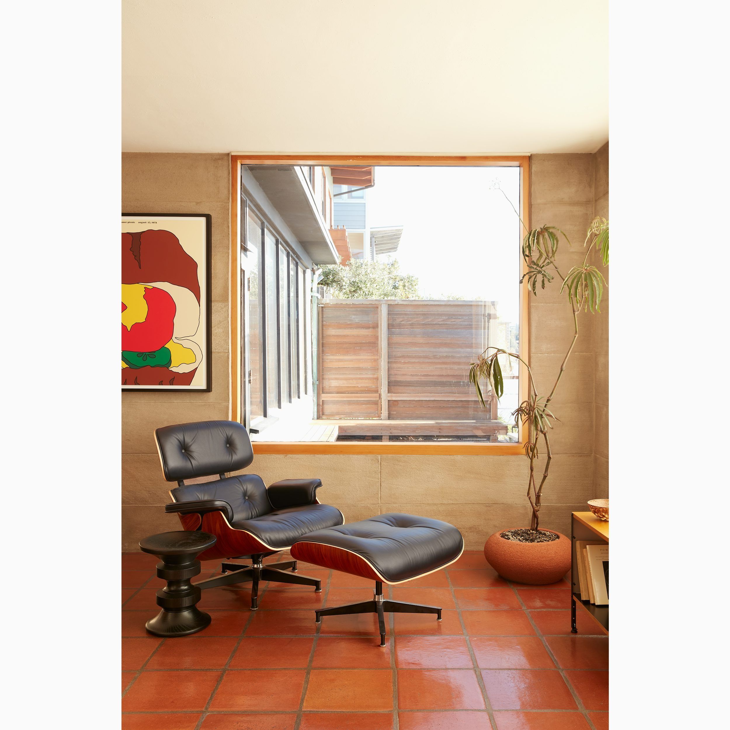 Eames Lounge Chair and Ottoman thumbnail 3