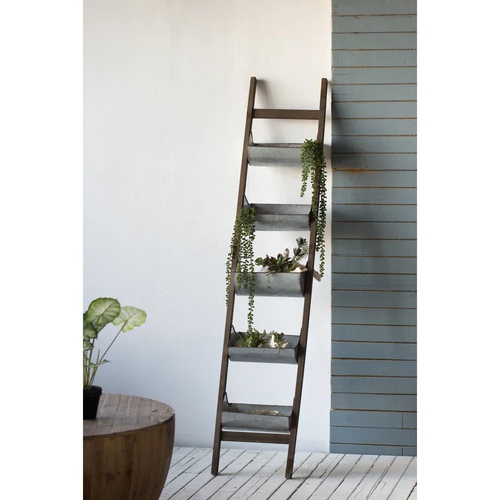 Van Cleef Vertical Garden thumbnail 2