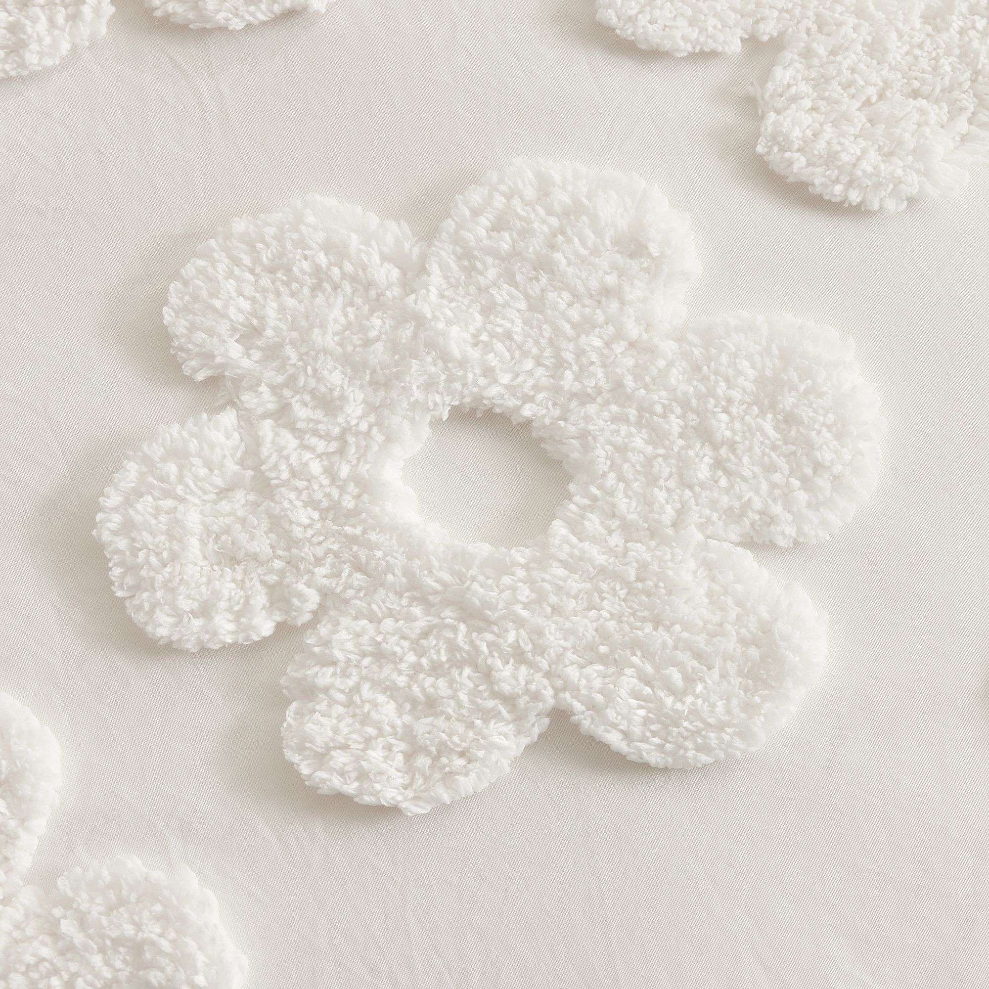 Daisy Clipped Jacquard Duvet Cover thumbnail 2