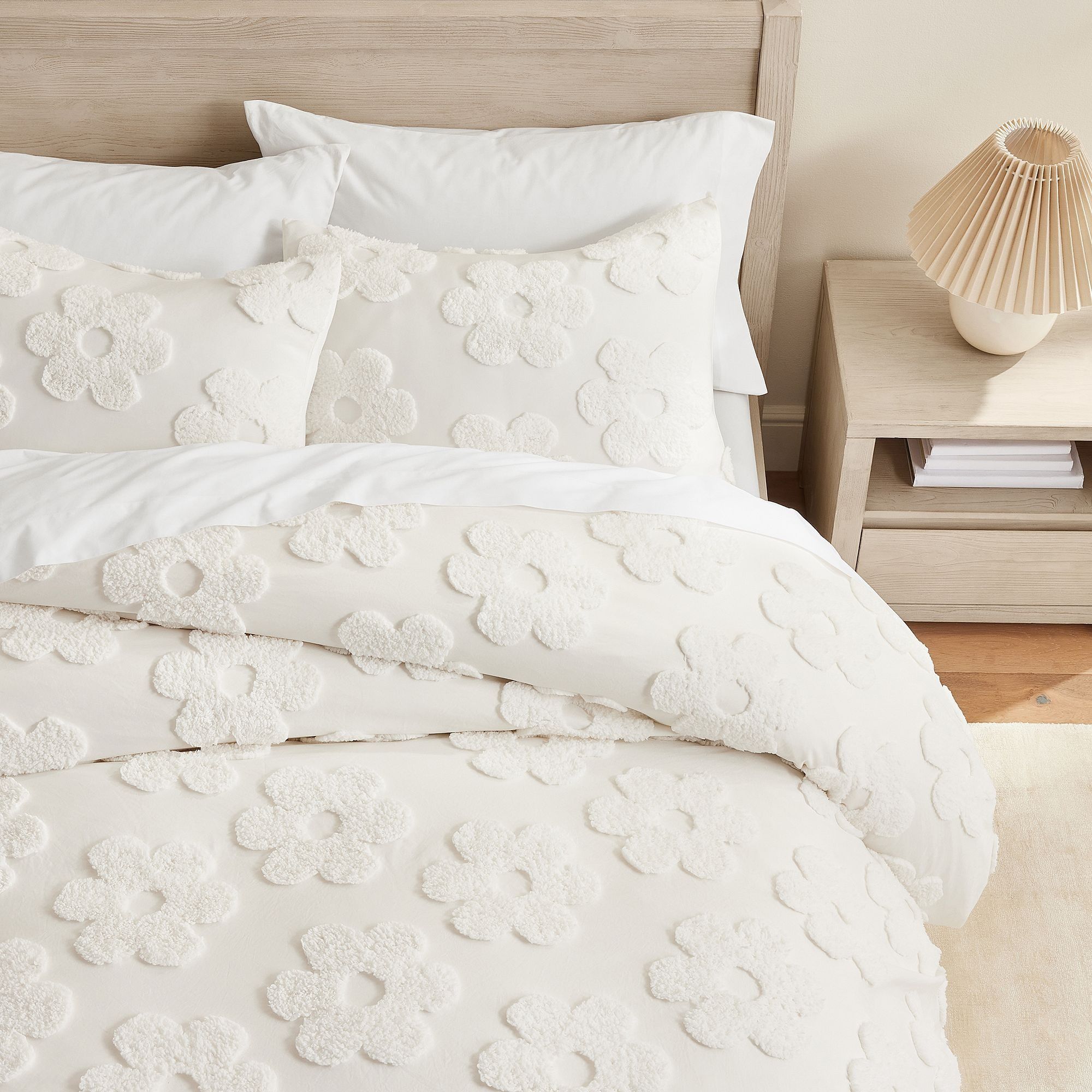 Daisy Clipped Jacquard Duvet Cover thumbnail 4