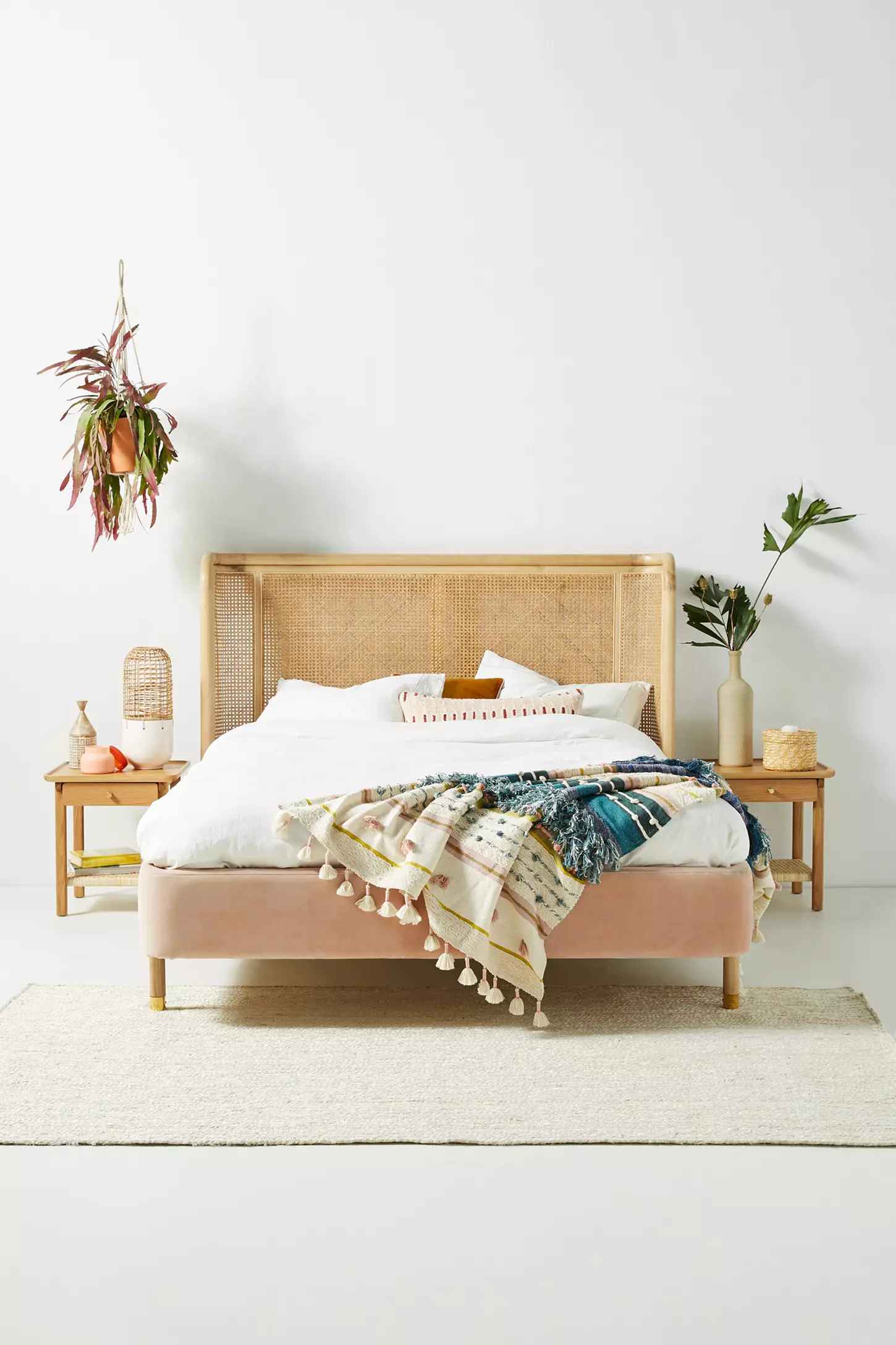 Heatherfield Primrose Valencia Velvet Bed-Queen thumbnail 2