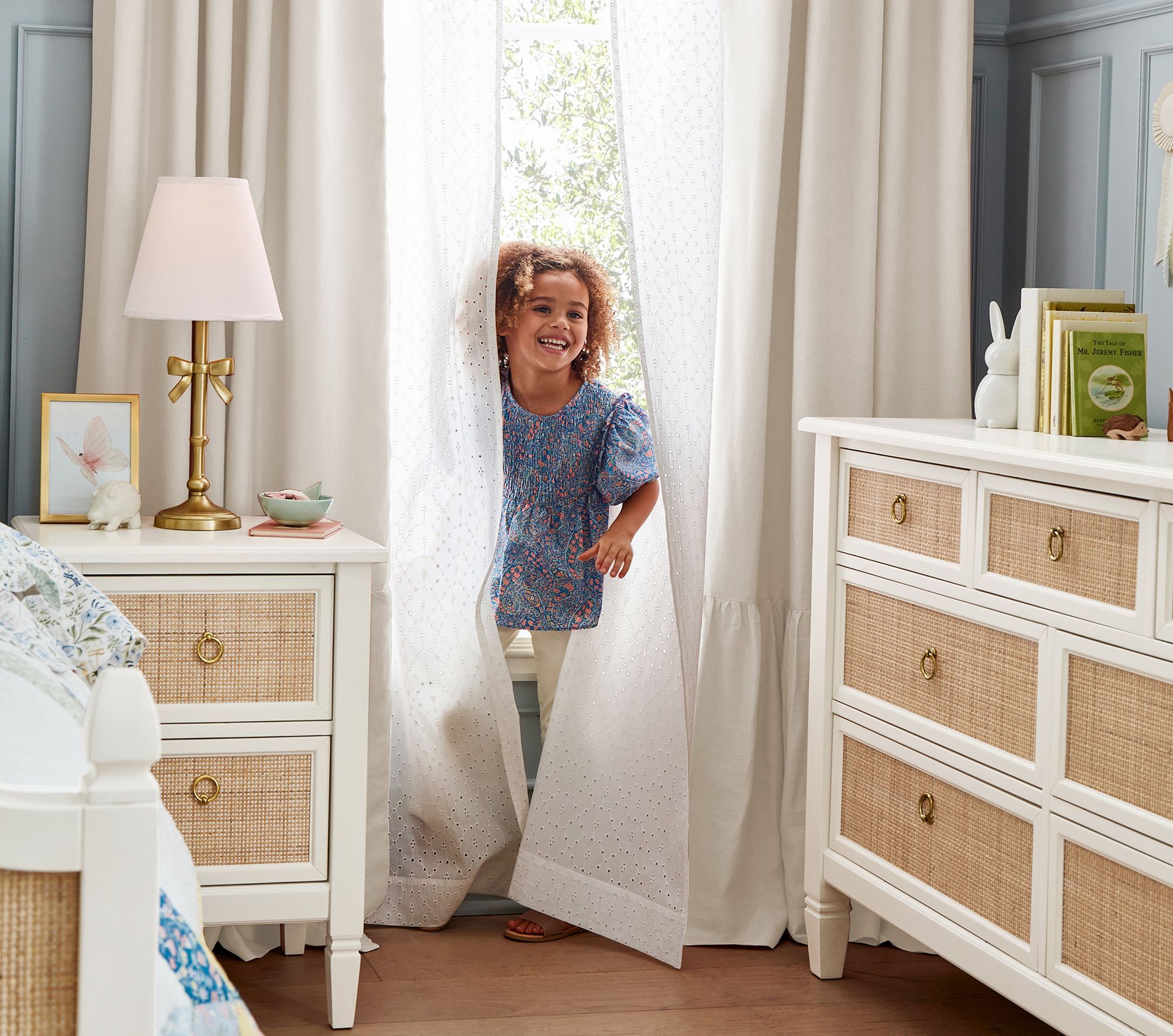 Ava Ribbon Table Lamp thumbnail 2